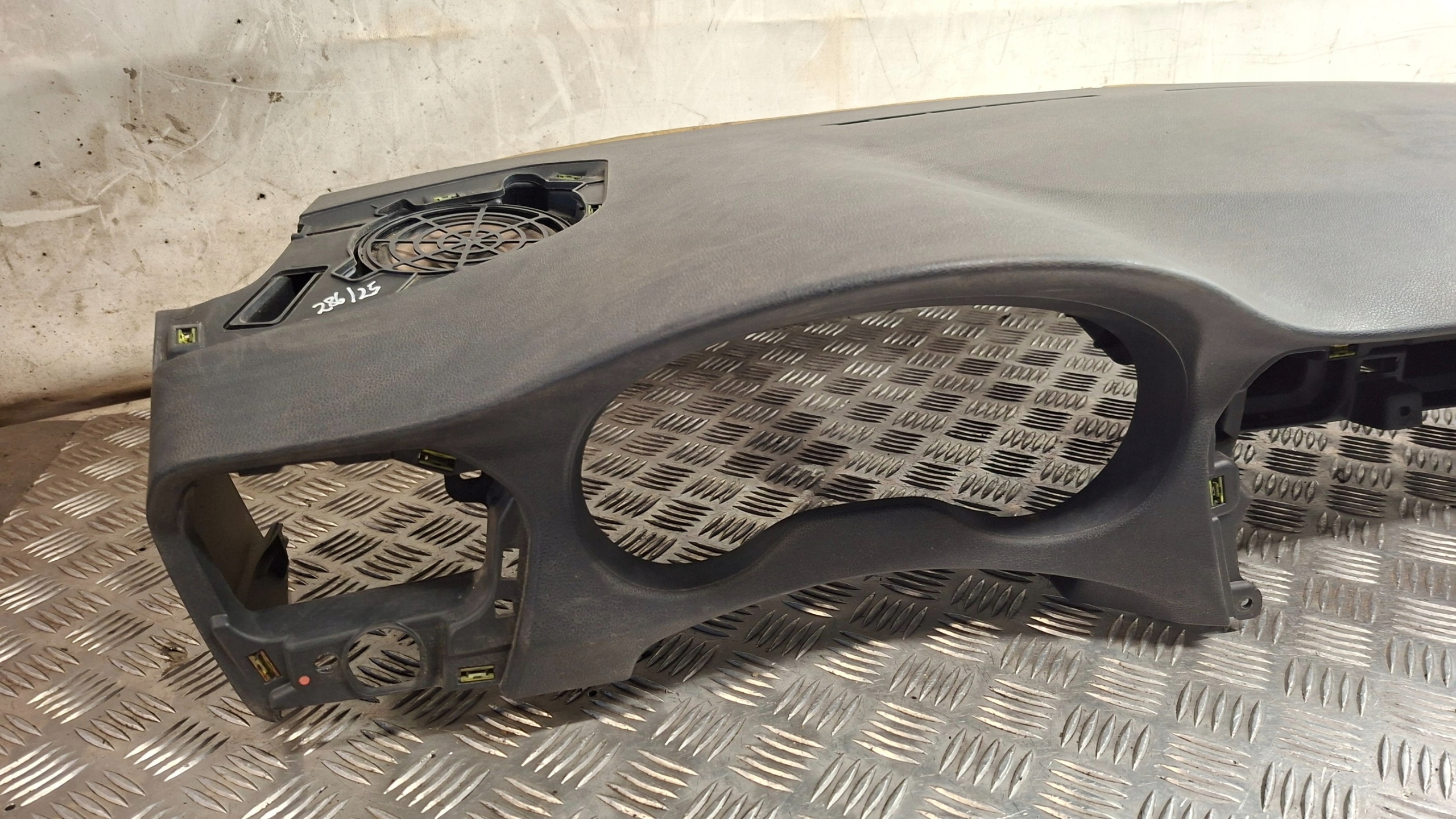 dashboard instrument panel PEUGEOT 301