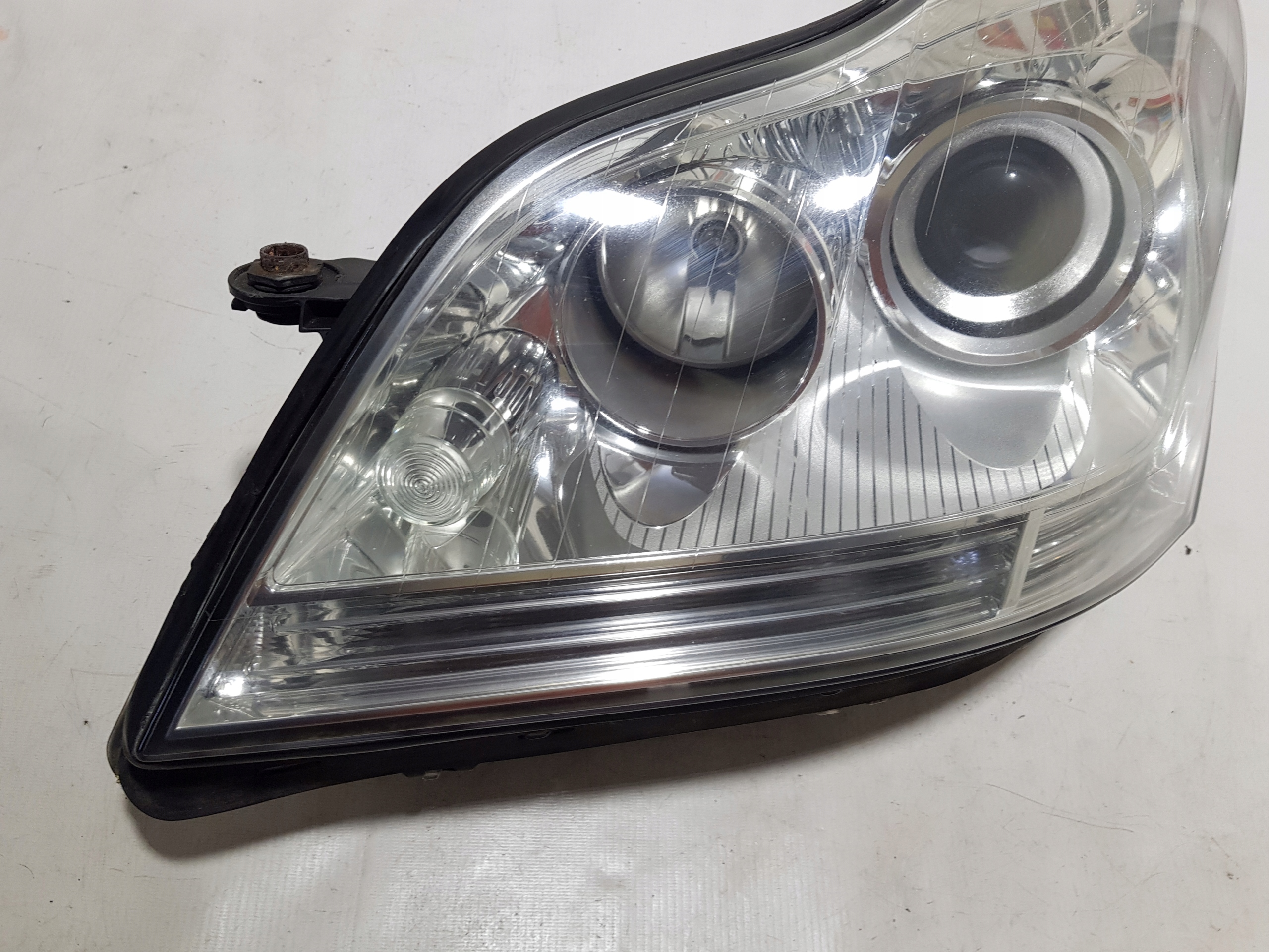 MERCEDES GL X164 light left front UK