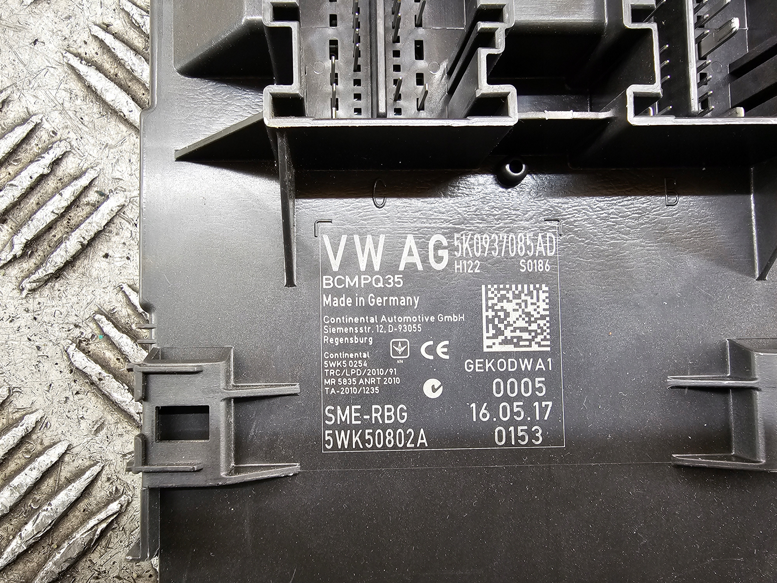Unité commande confort BCM VW SKODA SEAT AUDI 5K0937085AD