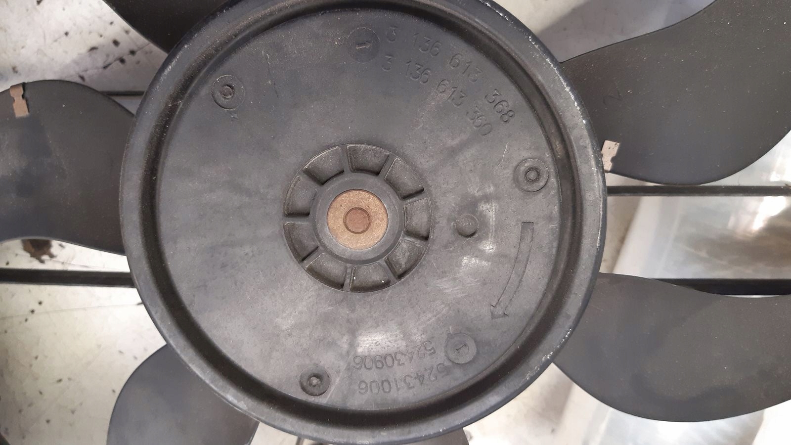 ventilátor chladiče Opel Astra J 2,0 CDTI