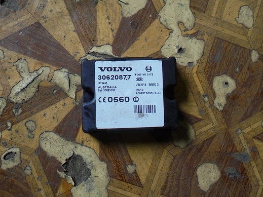 VOLVO V40 может иммо 30620877 F005V00178
