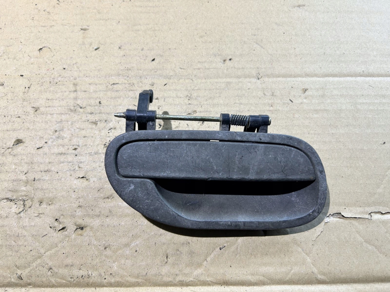 ручка двери внутренняя правая volvo S40