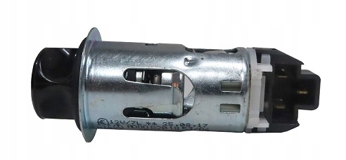 A0008201853 - Гніздо прикурювача MERCEDES W203 W209 W211 W219