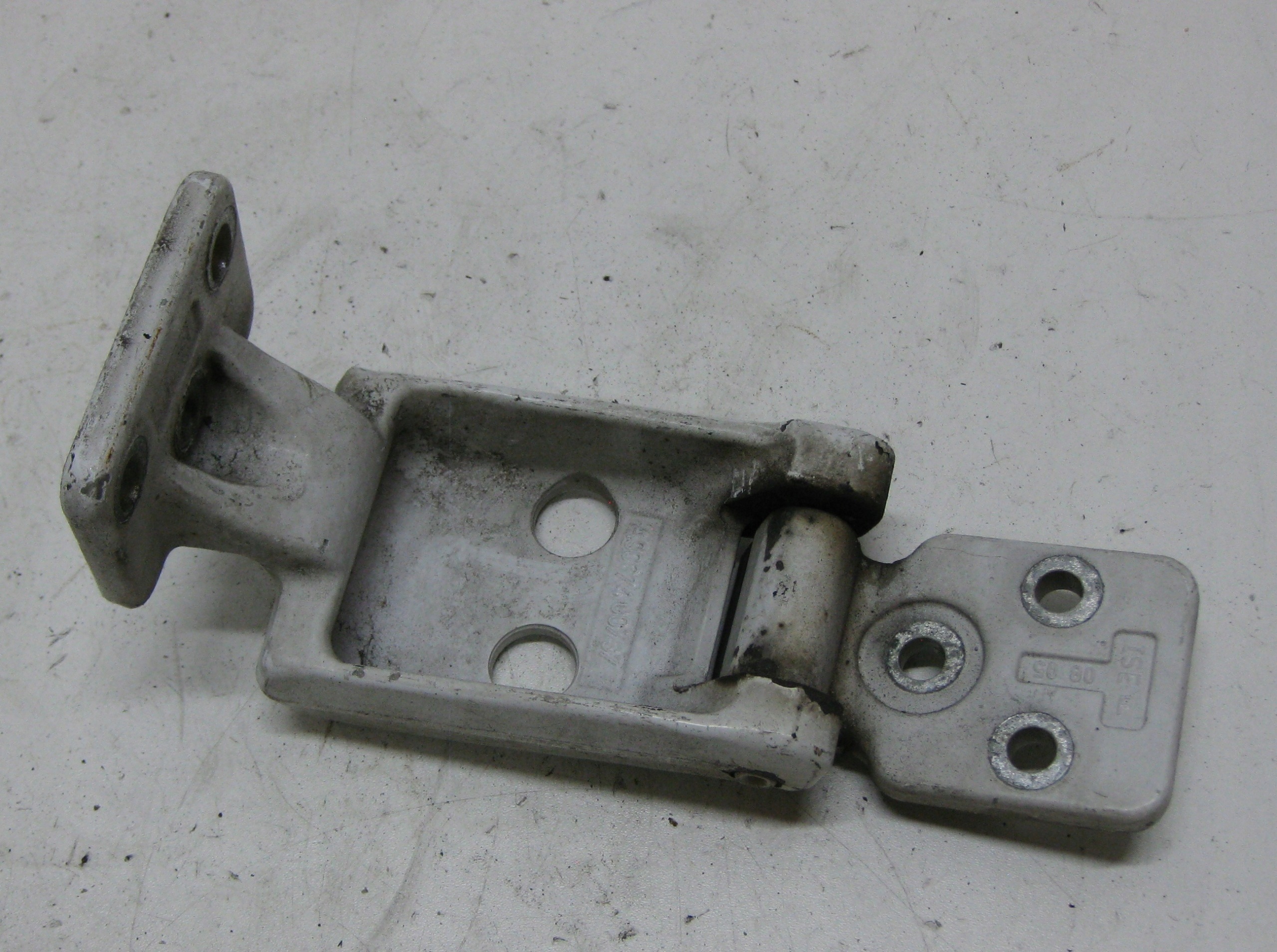 MERCEDES SPRINTER W906 hinge door right rear part lower A9067400737