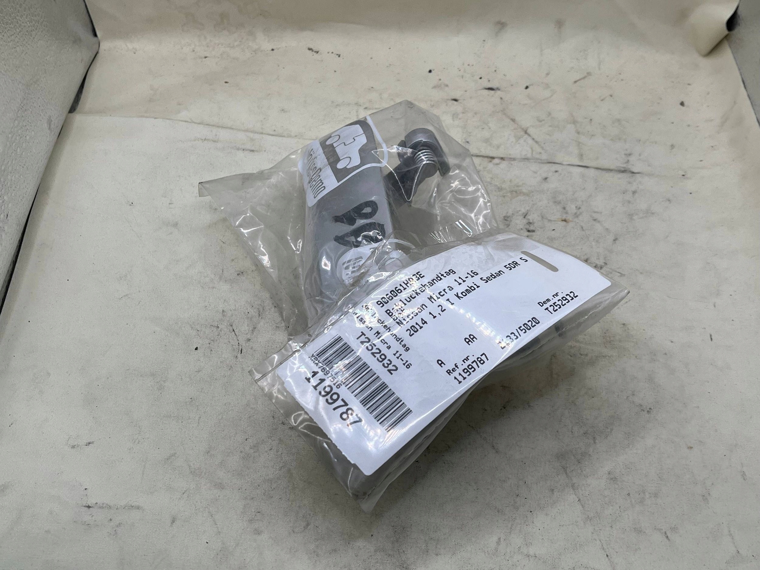 NISSAN MICRA handle bonnet boot Hatchback 2014 906061HA3E !J