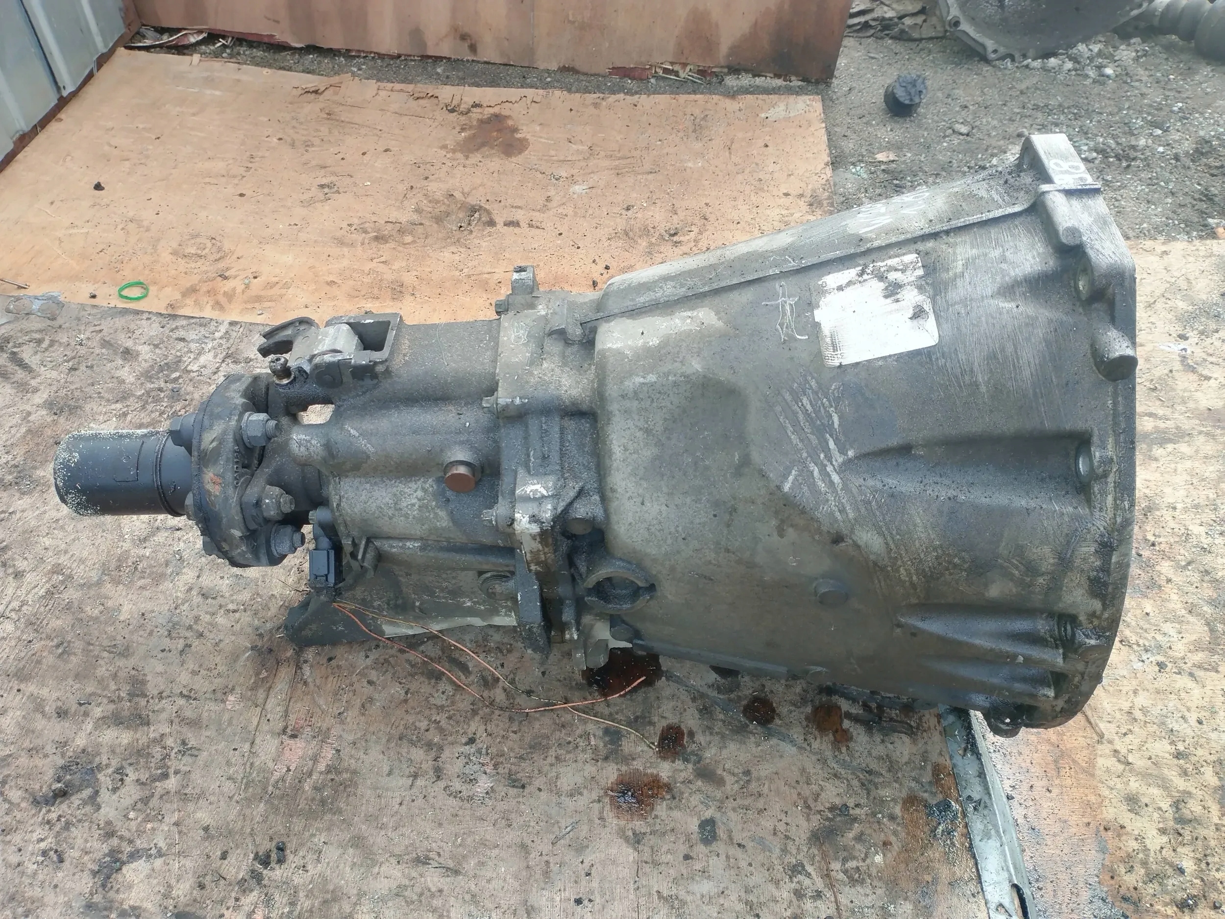 Getriebe MERCEDES W203 1.8B R2032610501