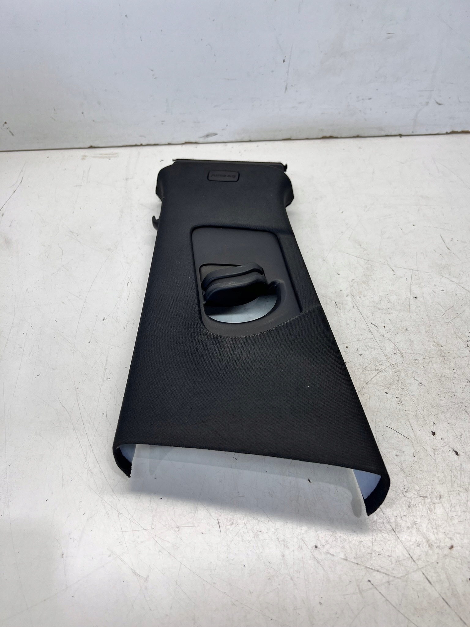cover SLUPKA B left AUDI Q5 FY 80A867243B YW5