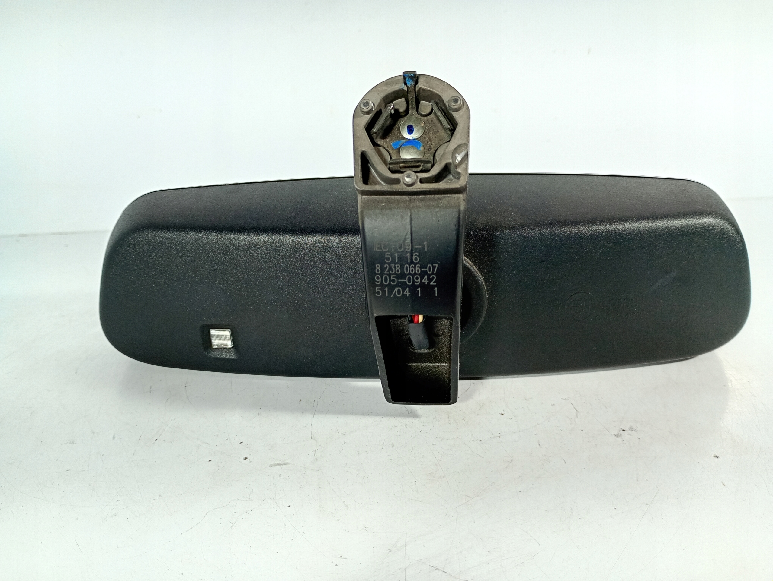VW New Beetle 97-10 rear-view mirror inner SRODKOWE OE 015891