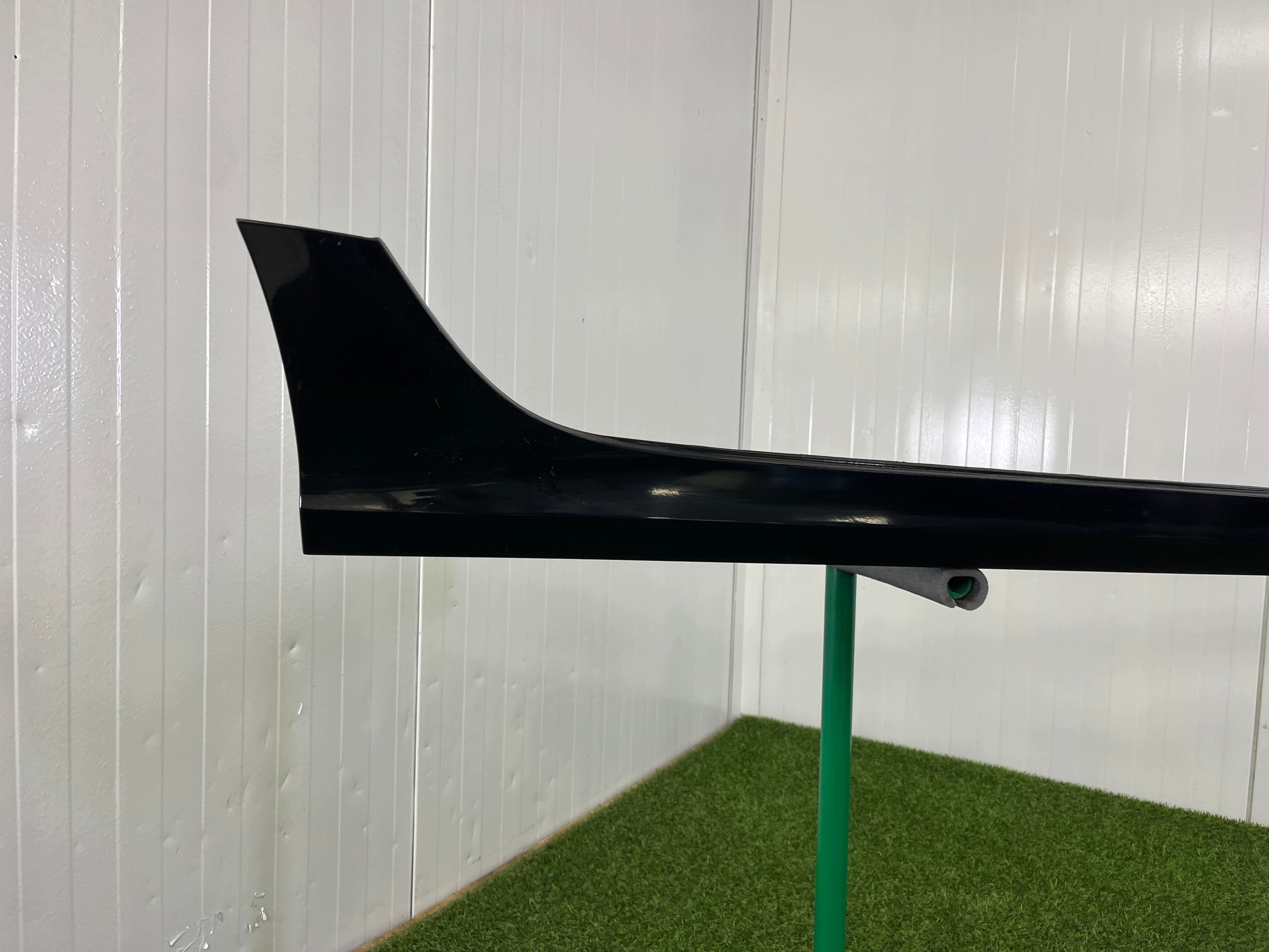 moulding threshold right cap threshold AUDI A6-C7 4G0853856K S-LINE AVANT LY9B