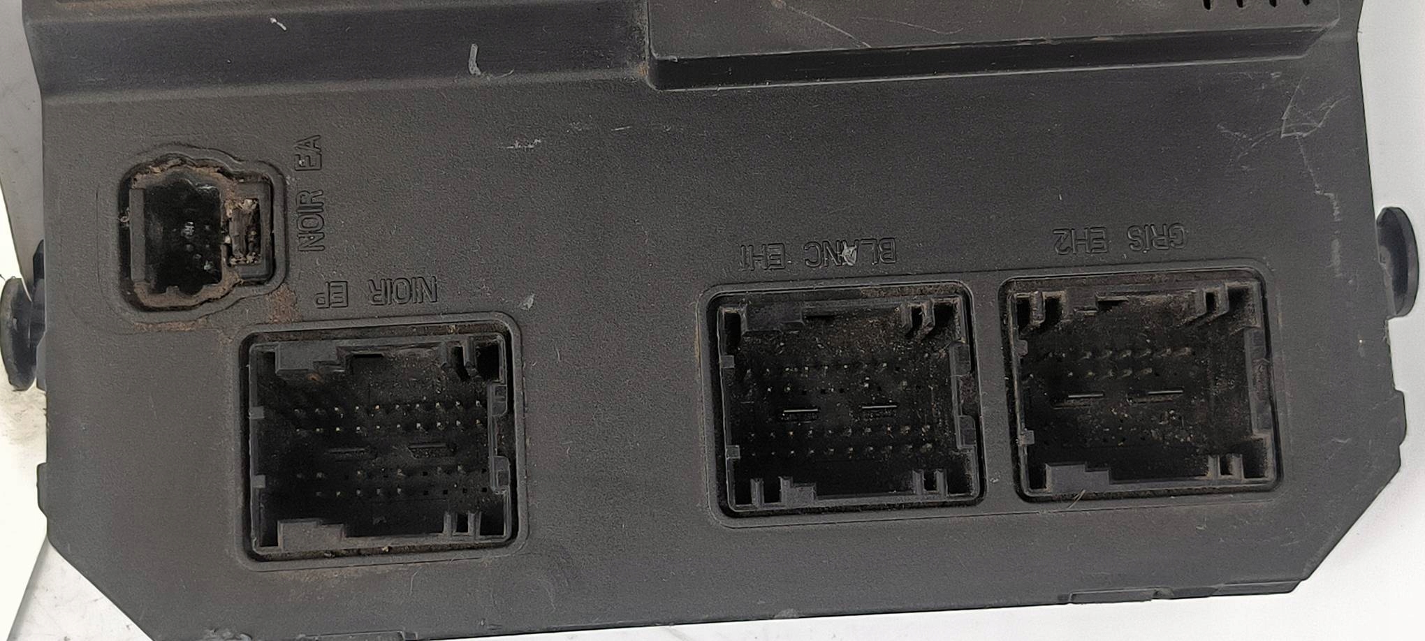 Module fusibles 9646777380 CITROEN BERLINGO