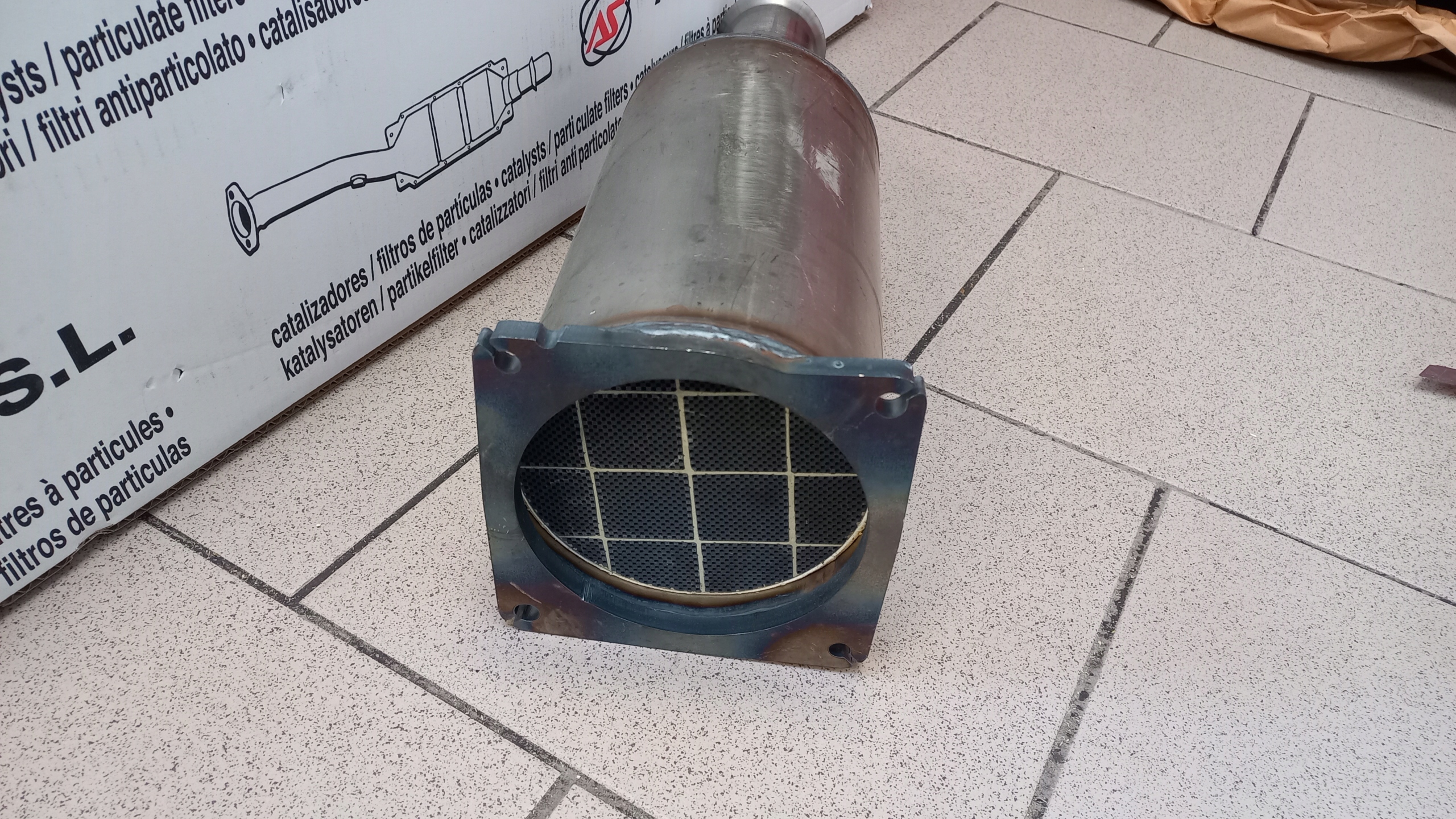 FILTR CZĄSTEK STAŁYCH DPF CITROEN C5 2.2 HDI 2004- EAN (GTIN) 8435247736177