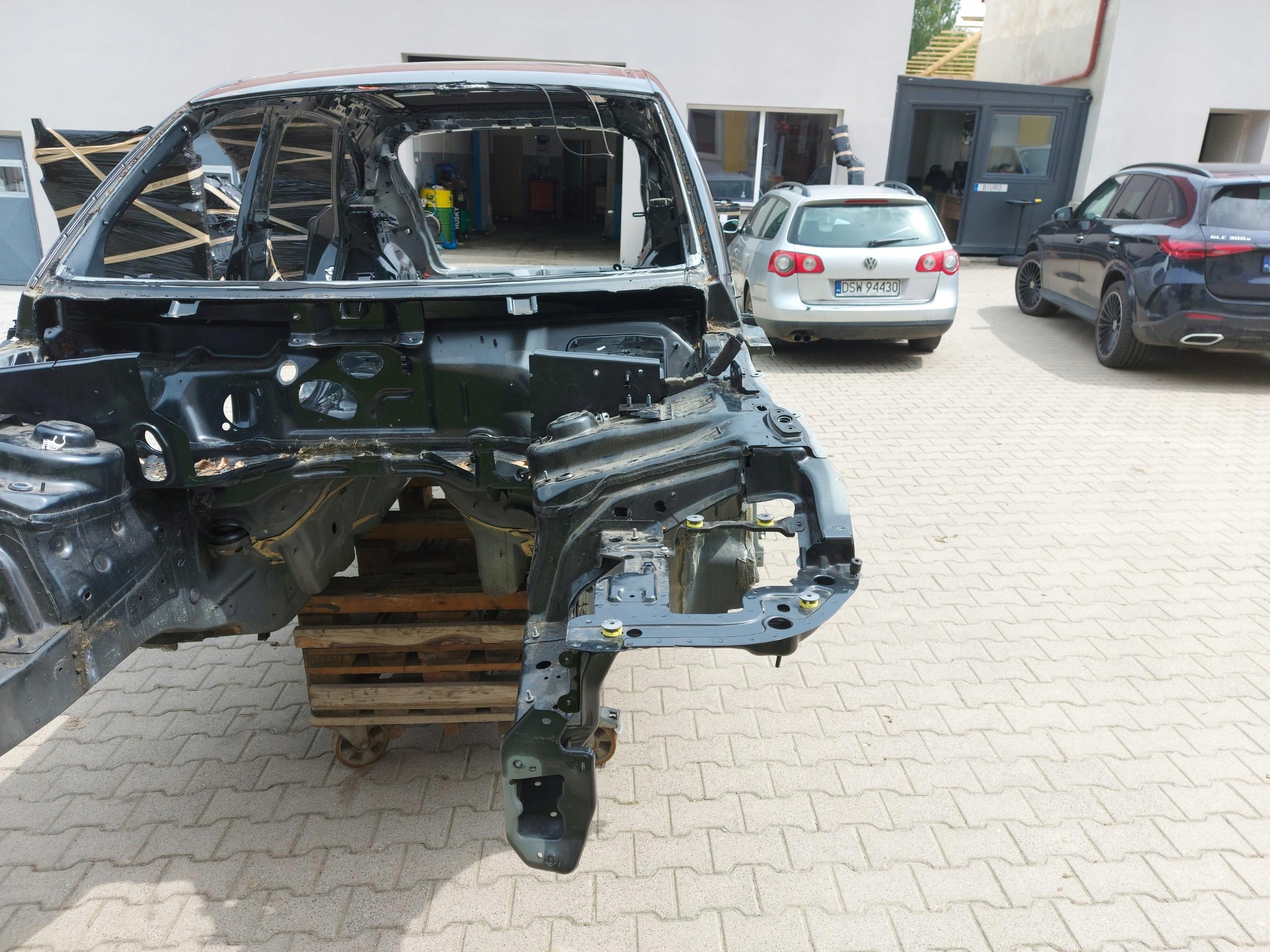 Porsche Macan II LIFT CWIATKA quarter left front
