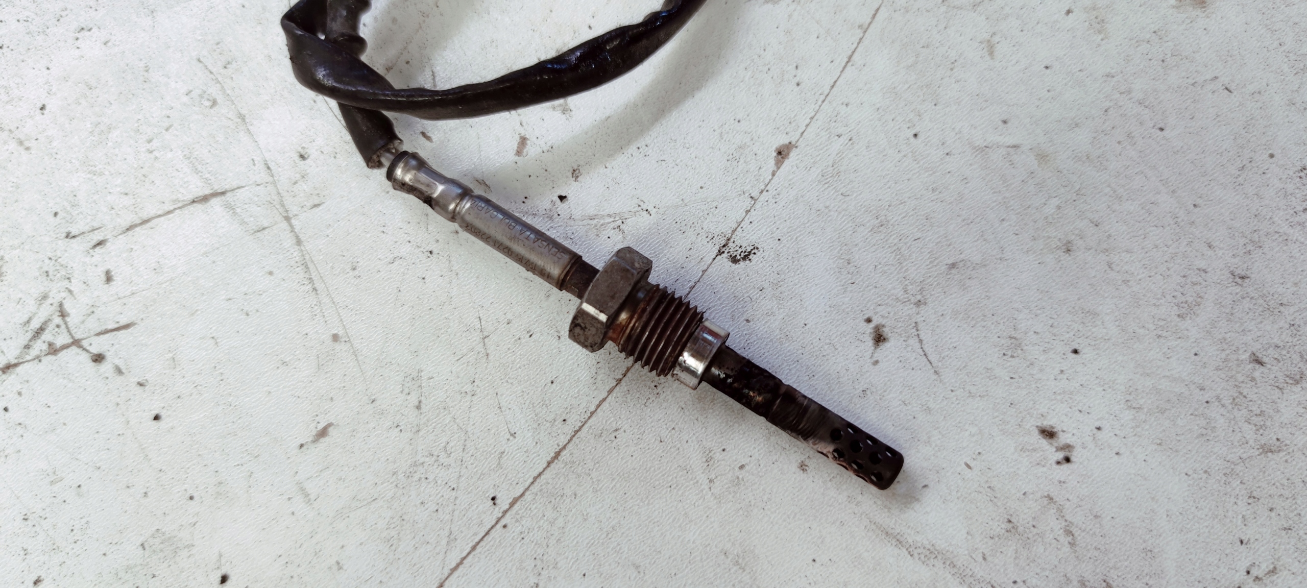 SENSOR TEMPERATURY GASE AUDI A4 A6 4G0906088R