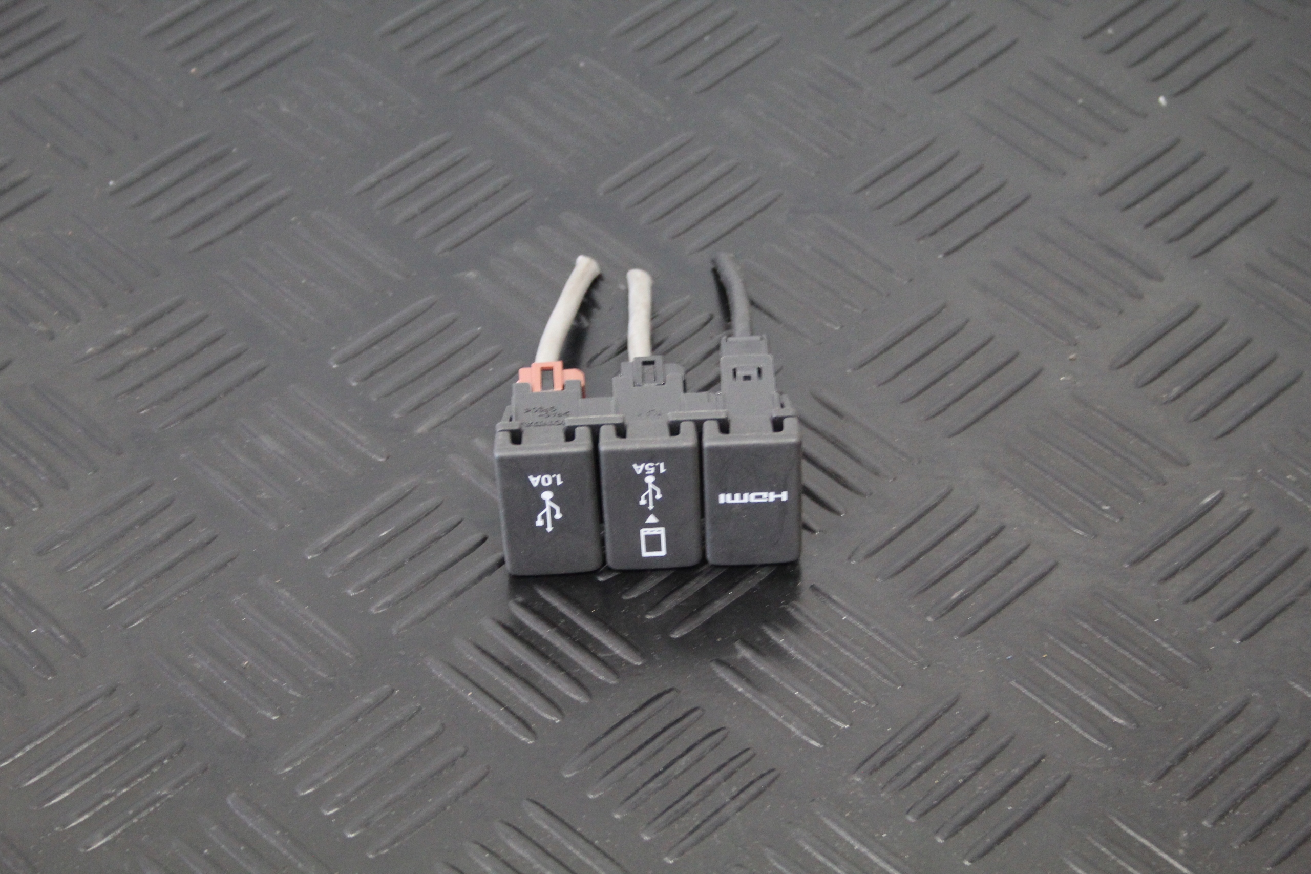 adapter USB HDMI HONDA CRV CR-V V 5 LIFT