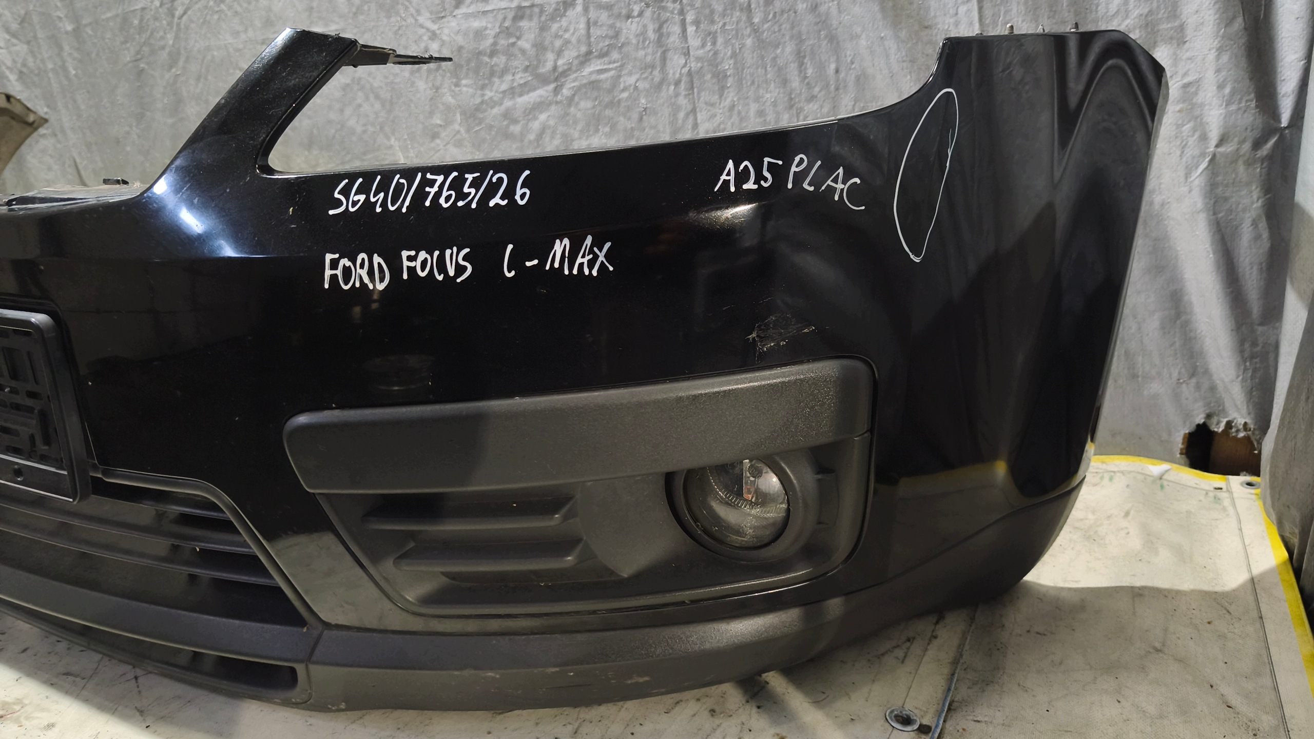 branik prednji FORD FOCUS C-MAX 2005