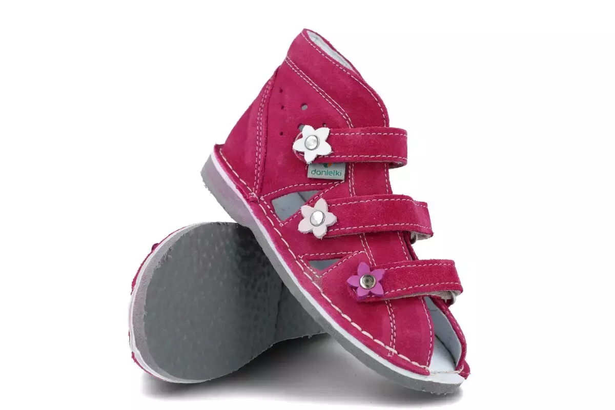 Danielki S124 dziewczęce kapcie do przedszkola korekcyjne profilaktyka R23 Bohater brak