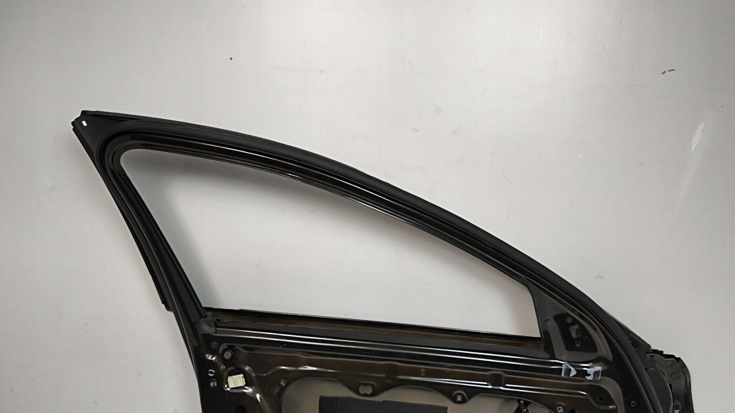 BMW 5 G30 G31 door front left B65 W colour