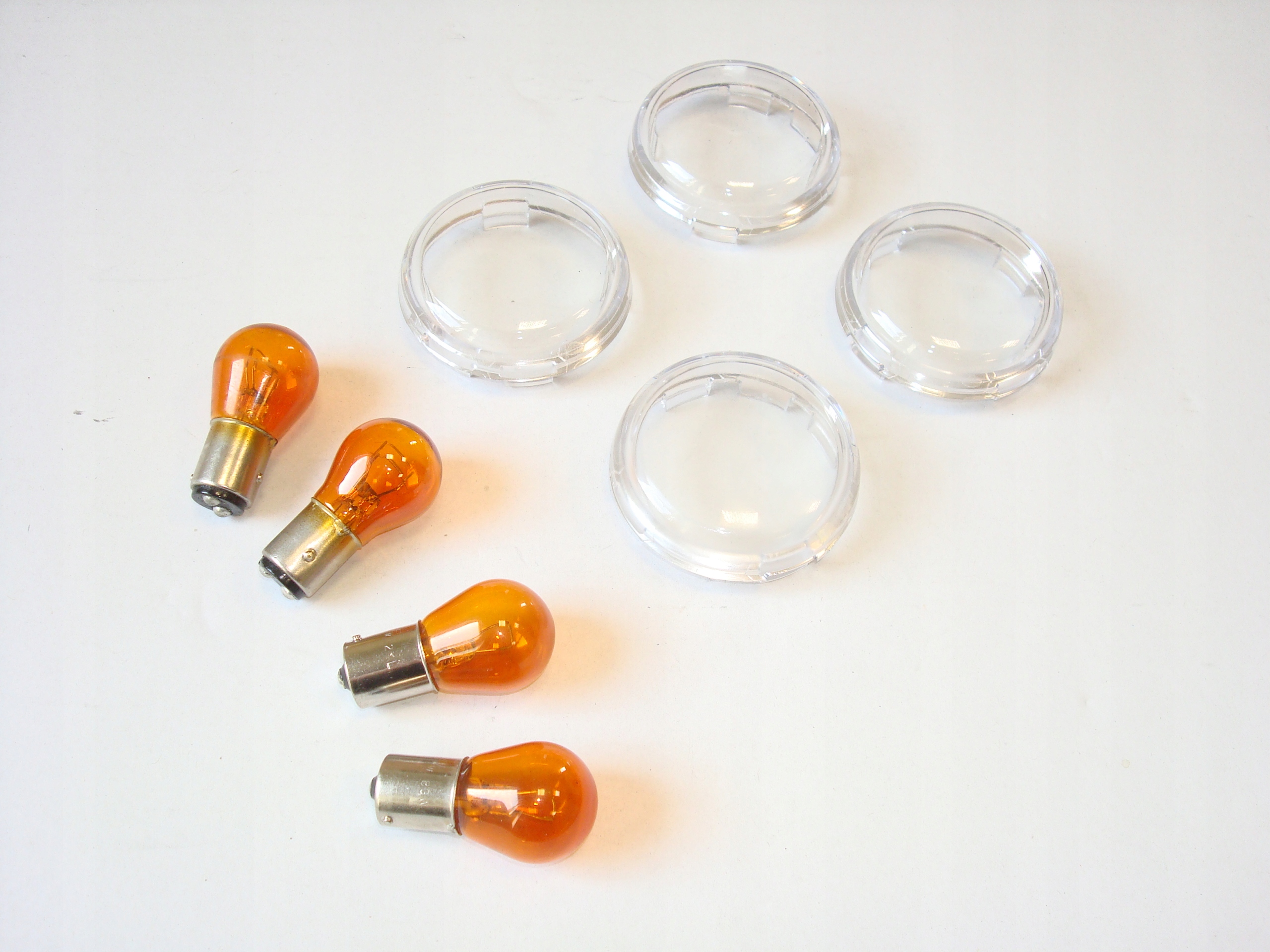 HARLEY BIALE SZKLA KIERUNKOWSKAZOW ZAROWKI Part number BRAK