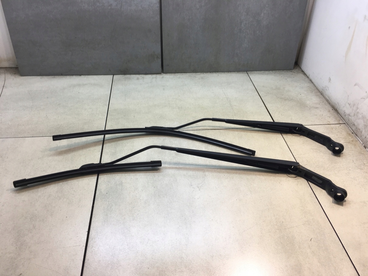 wiper arm front MAZDA 5 and