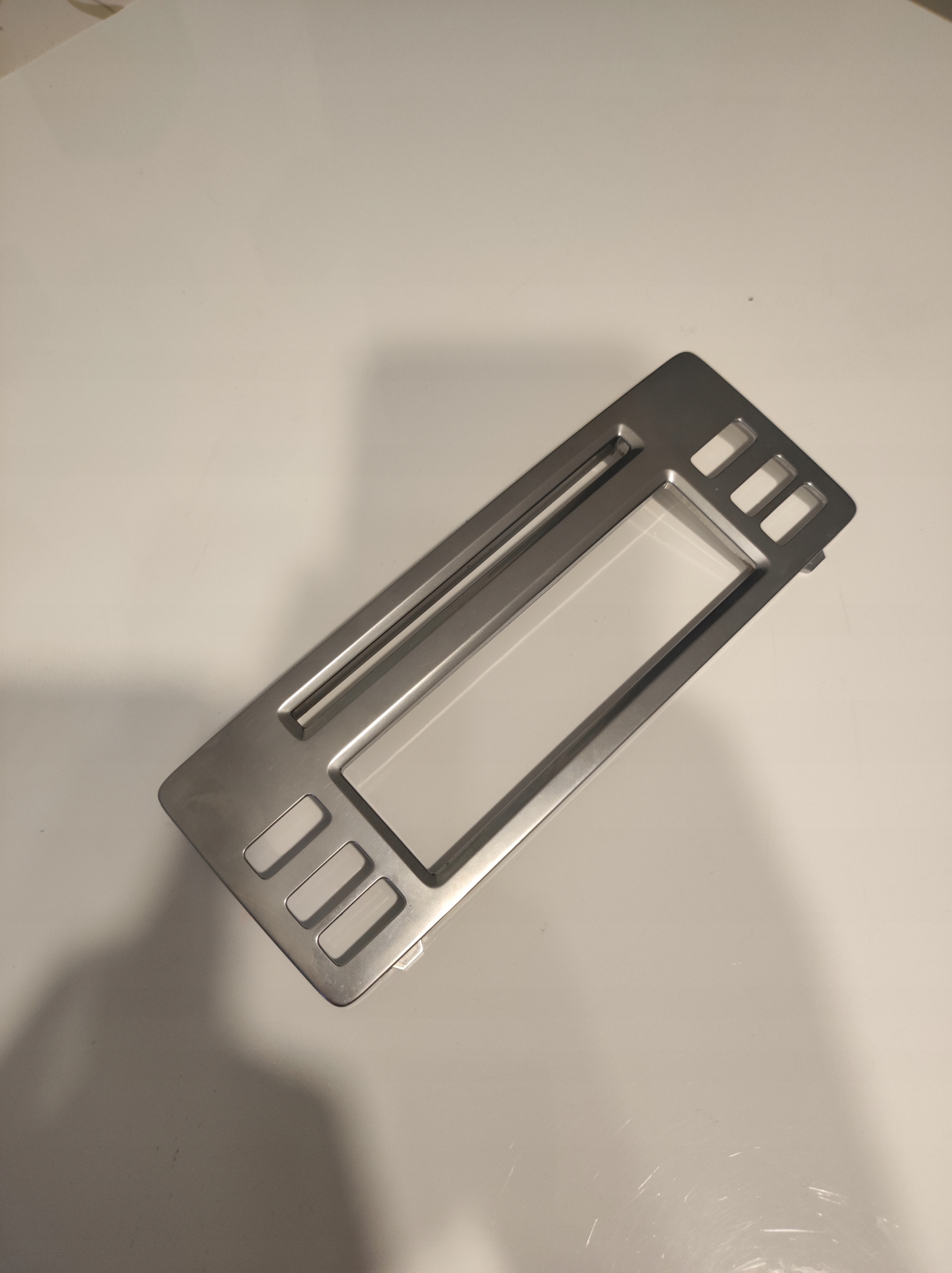 VOLVO S80 V70 XC70 RAMKA RADIA CHROM 30643648