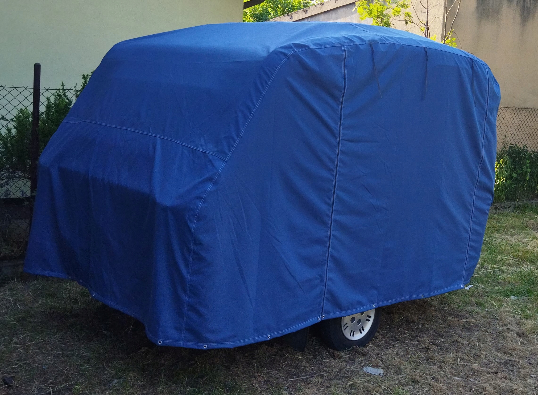 Крышка для прицепа для кемпинга N126 по размеру