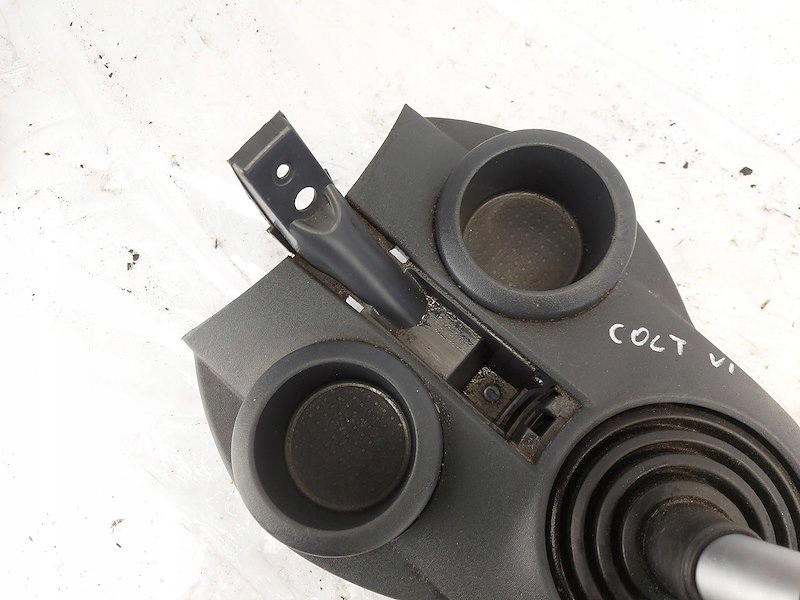 корпус тунель середина кулиса 8011A288 mitsubishi Colt 6 VI (Z30) РЕСТАЙЛИНГ