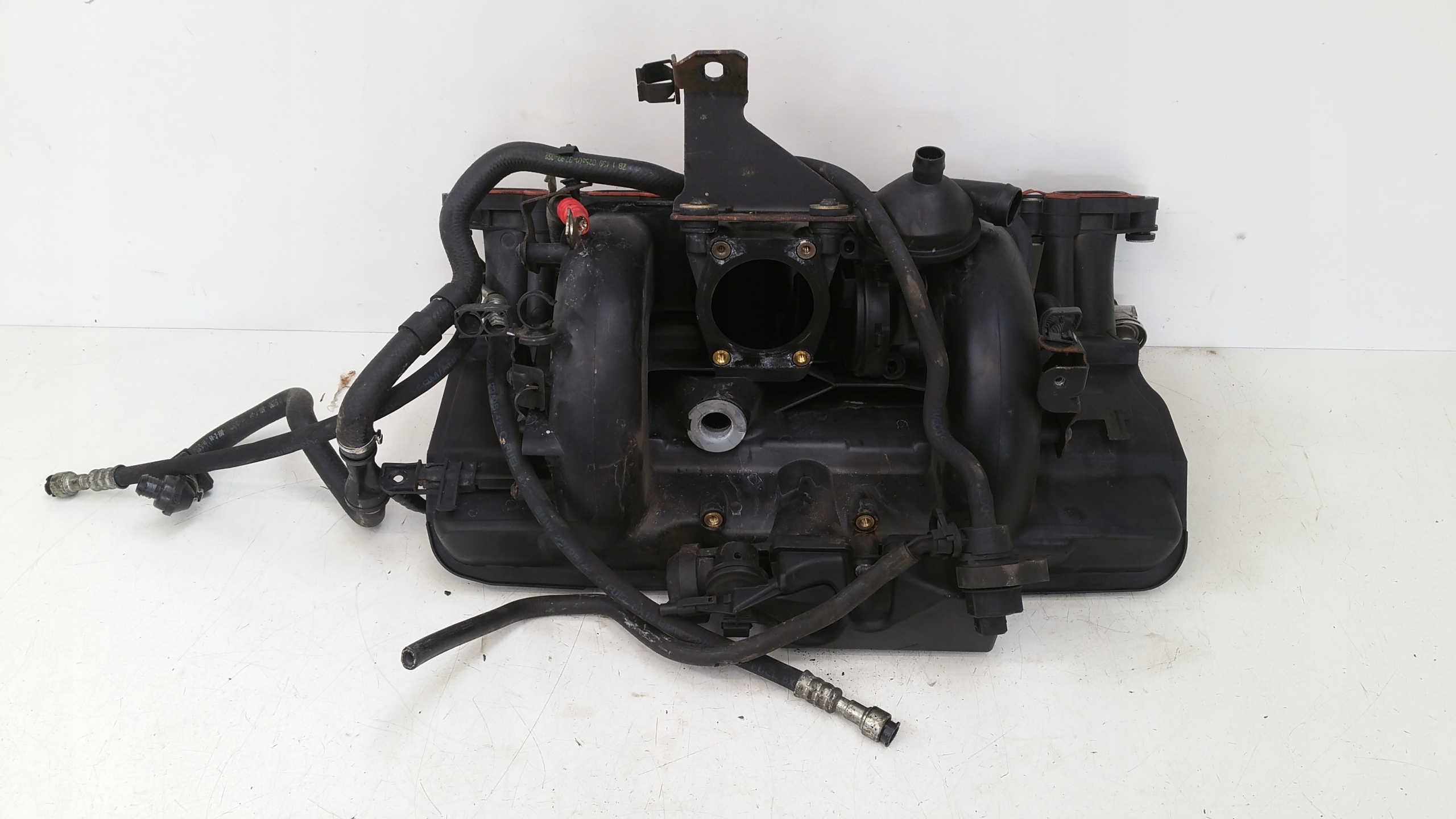 intake manifold 1433954 2,5i BMW E39