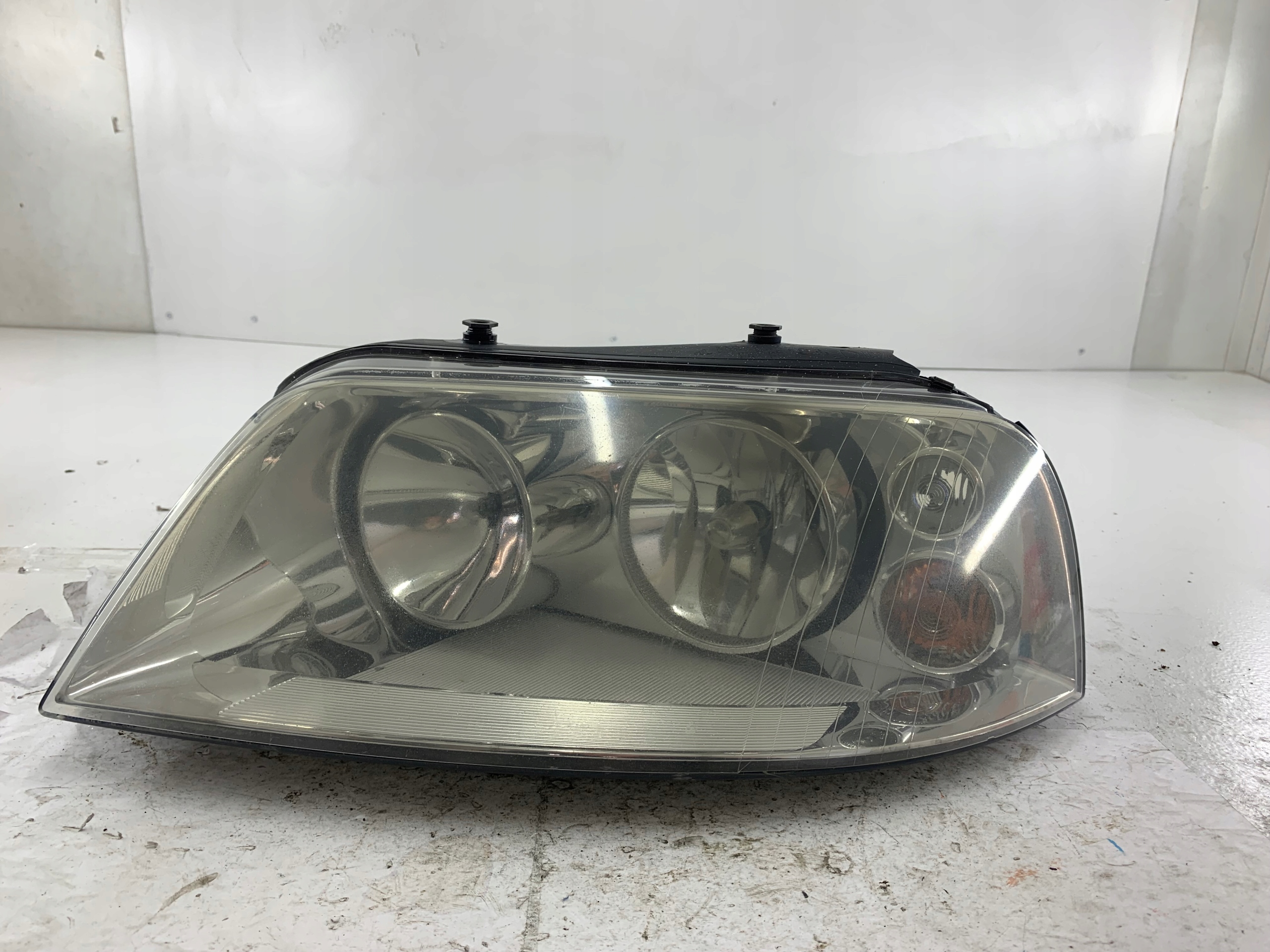 VW SHARAN and LIFT light left front LADNA 7M3941015AA