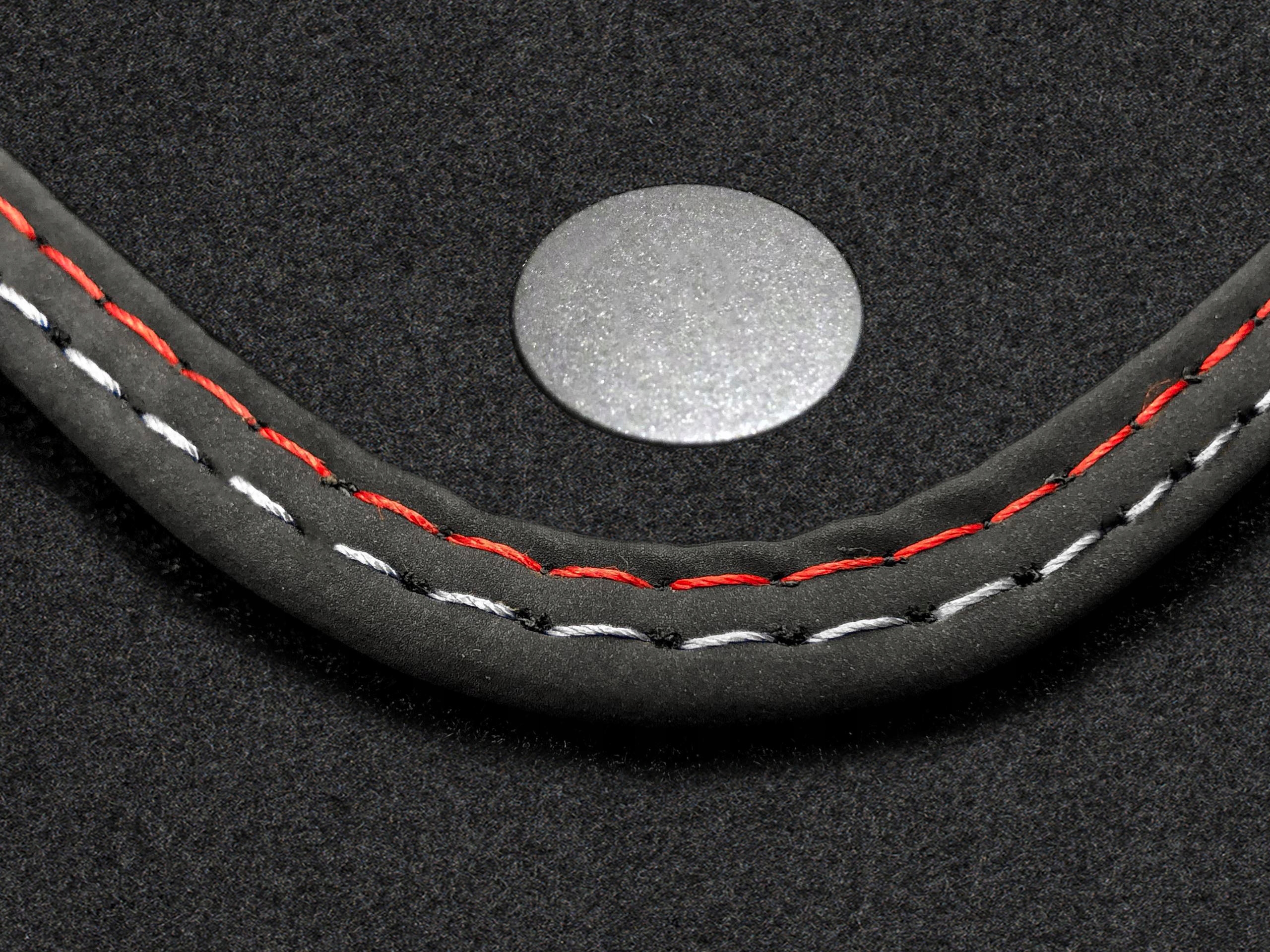 Mercedes CLS W218 2010-2018 Dywaniki tekstylne Informacje dodatkowe bezzapachowe mocowania w zestawie