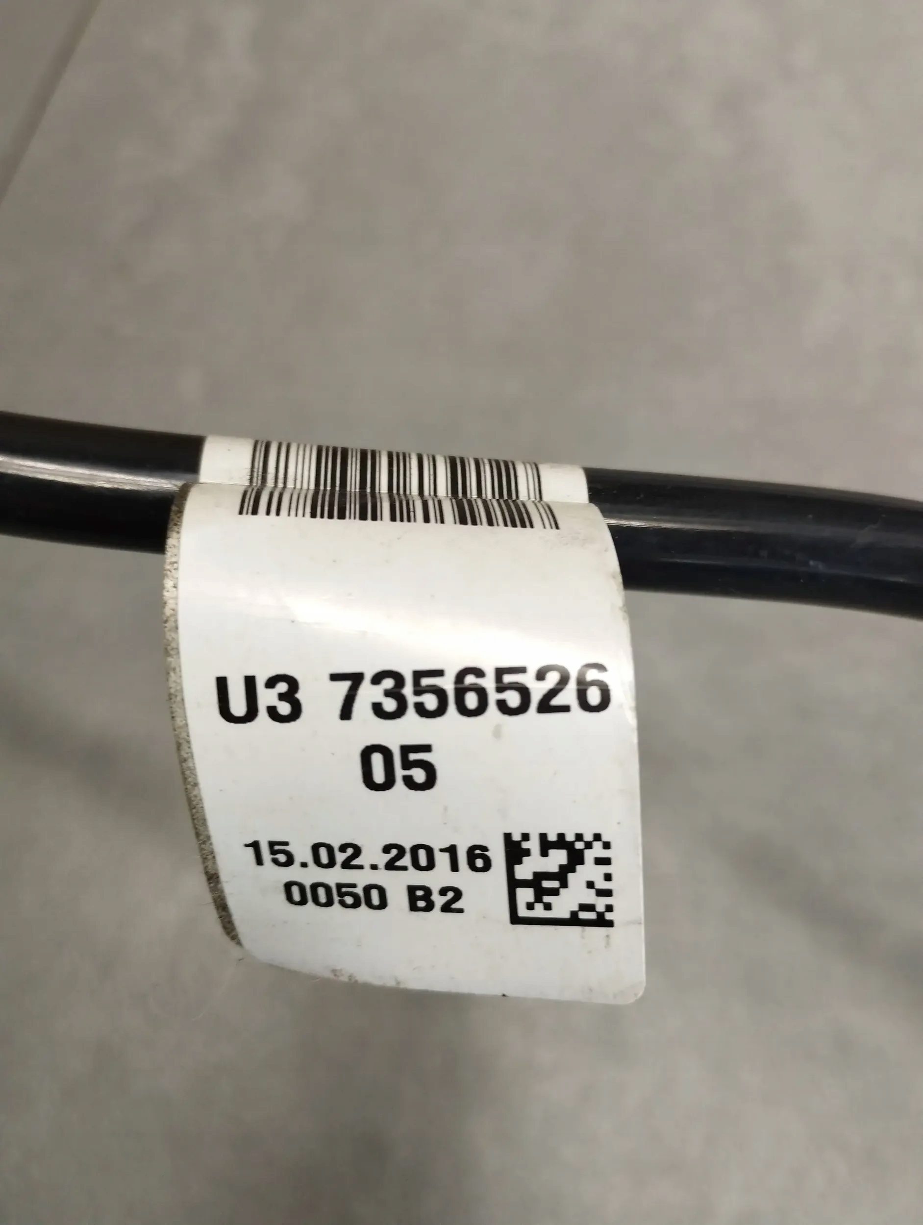 BMW 7 G11 750i fuel line 7356526