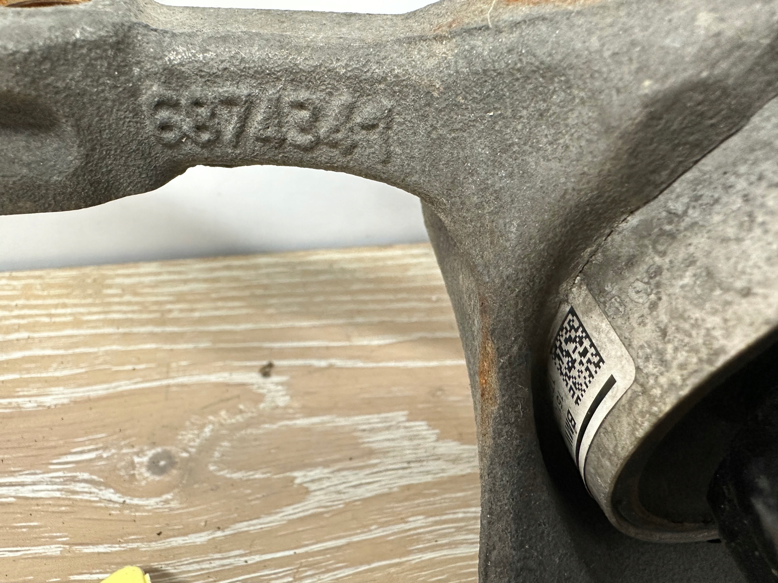arm lower front left BMW X1 (F48) 6874341