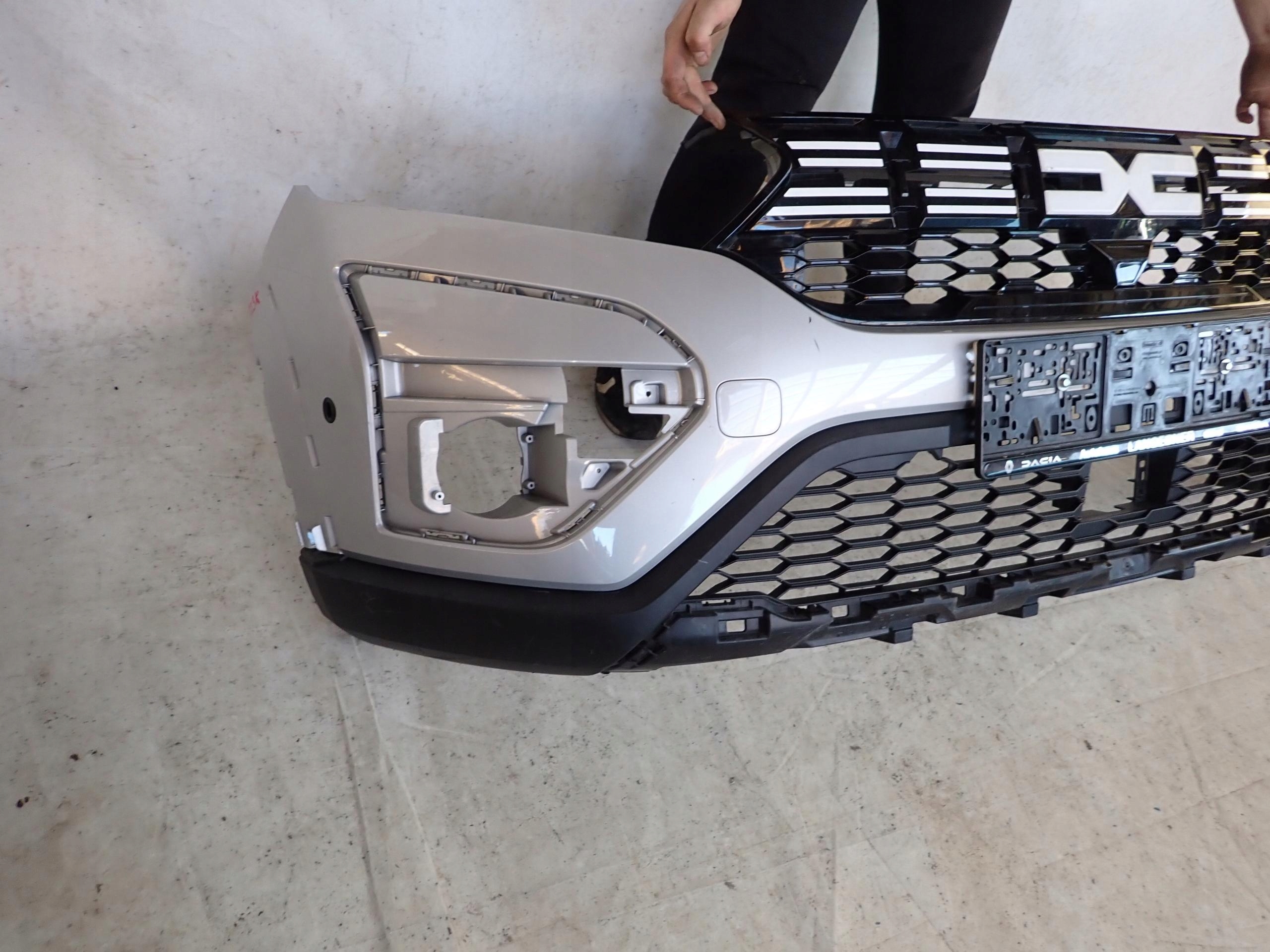 DACIA SANDERO III 3 STEPWAY 20-> bumper front front PDC