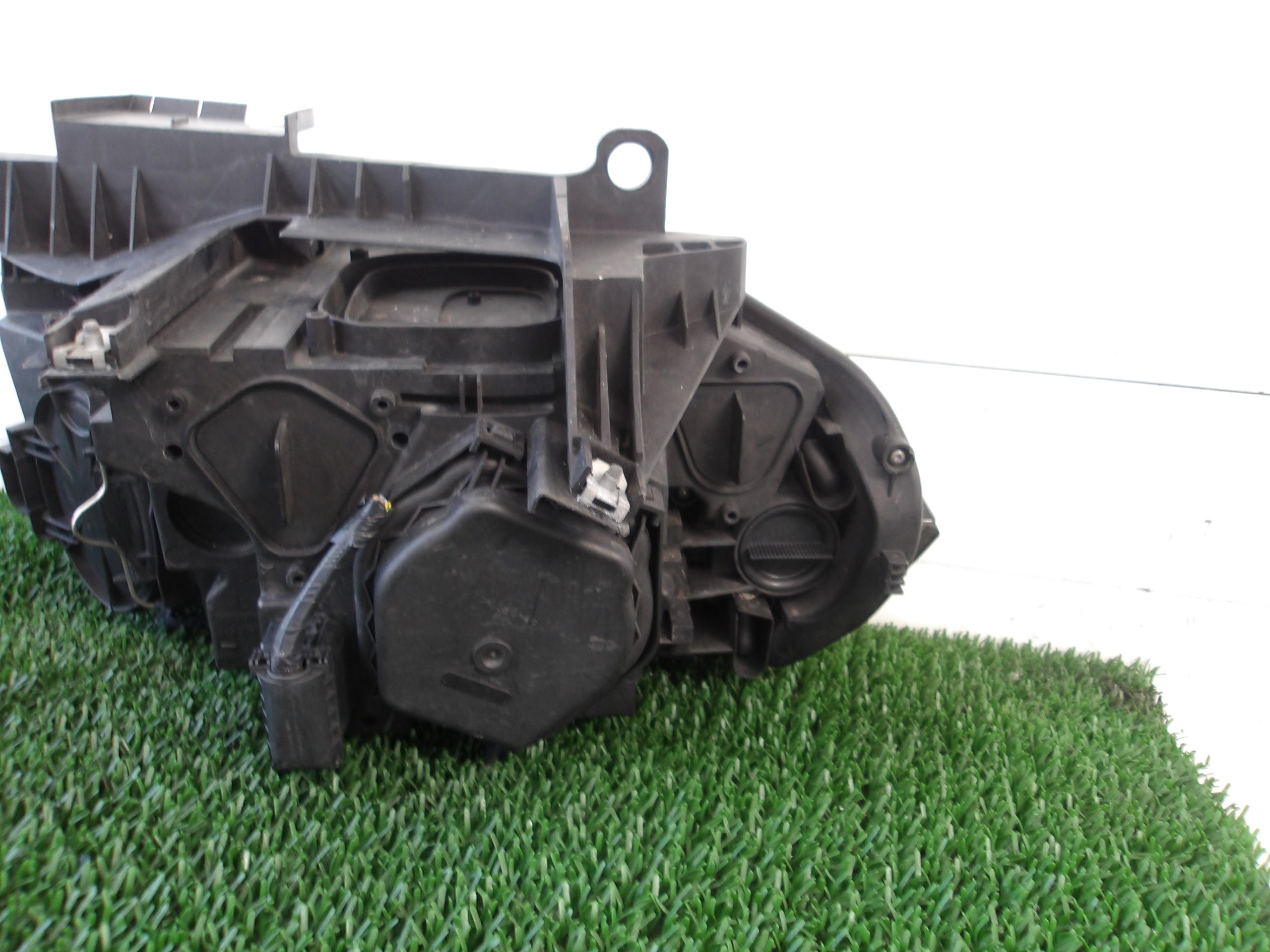 BMW X3 E83 LIFT feu avant gauche 7162189 EU OE