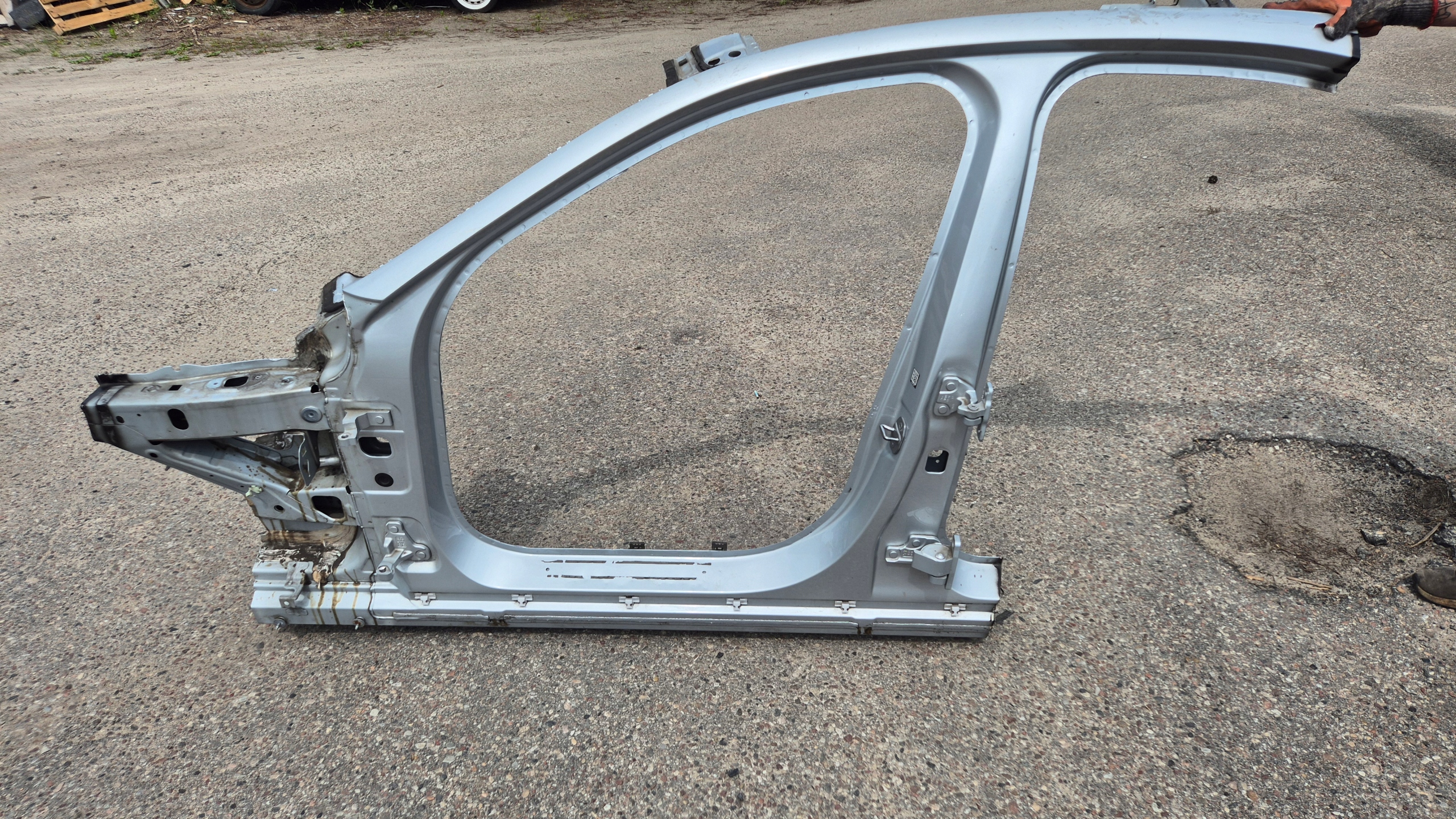threshold pillar central front left 775 MERCEDES C W205