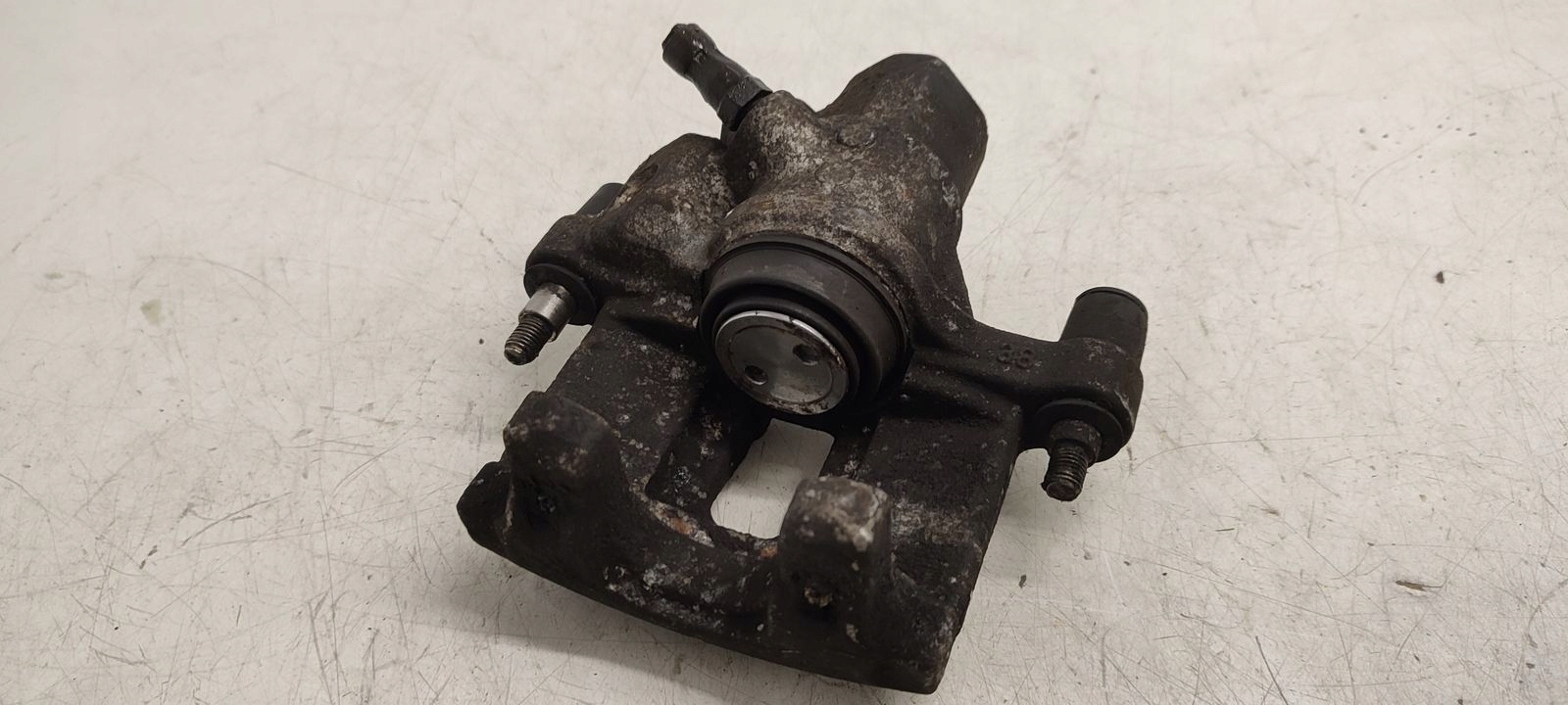 caliper rear part rear right Ford Focus MK3 1,6 TDCI