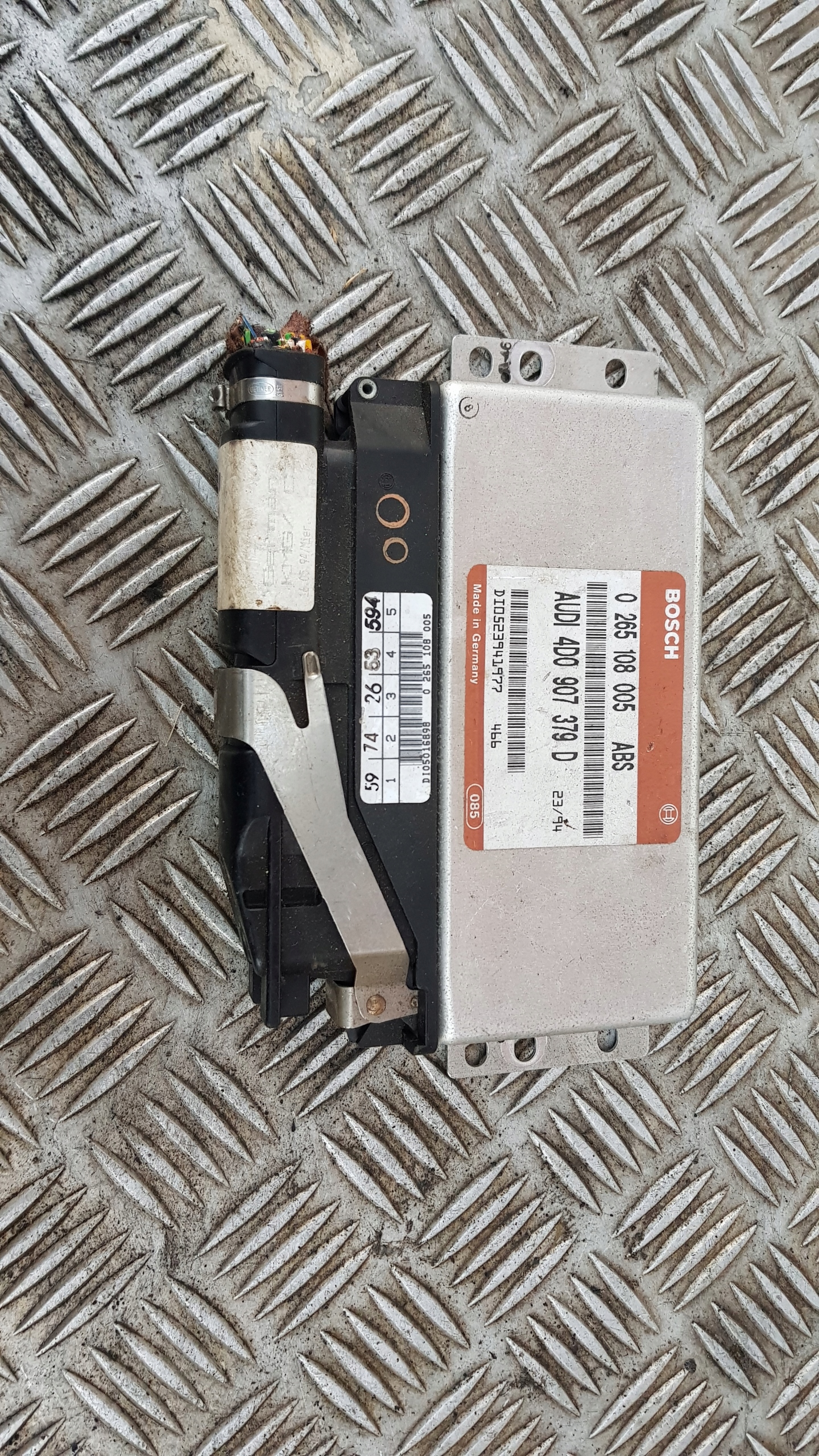 AUDI A4 B5 modulo Centralina ABS 0265108005 4d0907379d