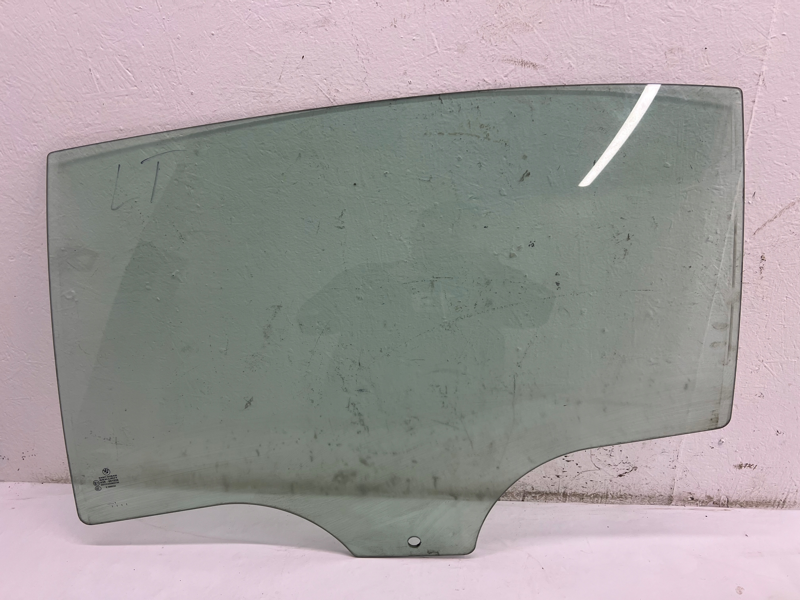 window side door left rear part BMW SERIA 7 F02 AS2 2011R