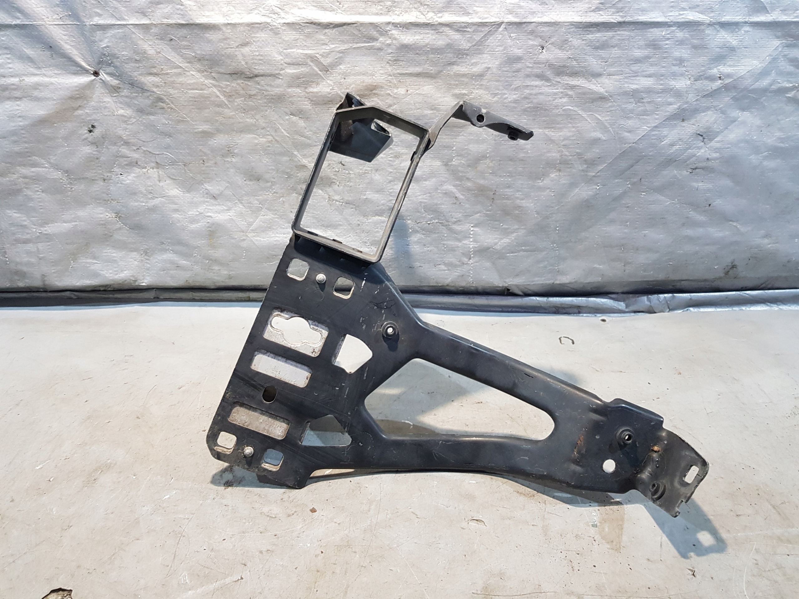pillar OKULAR right BMW E60 right 7033732