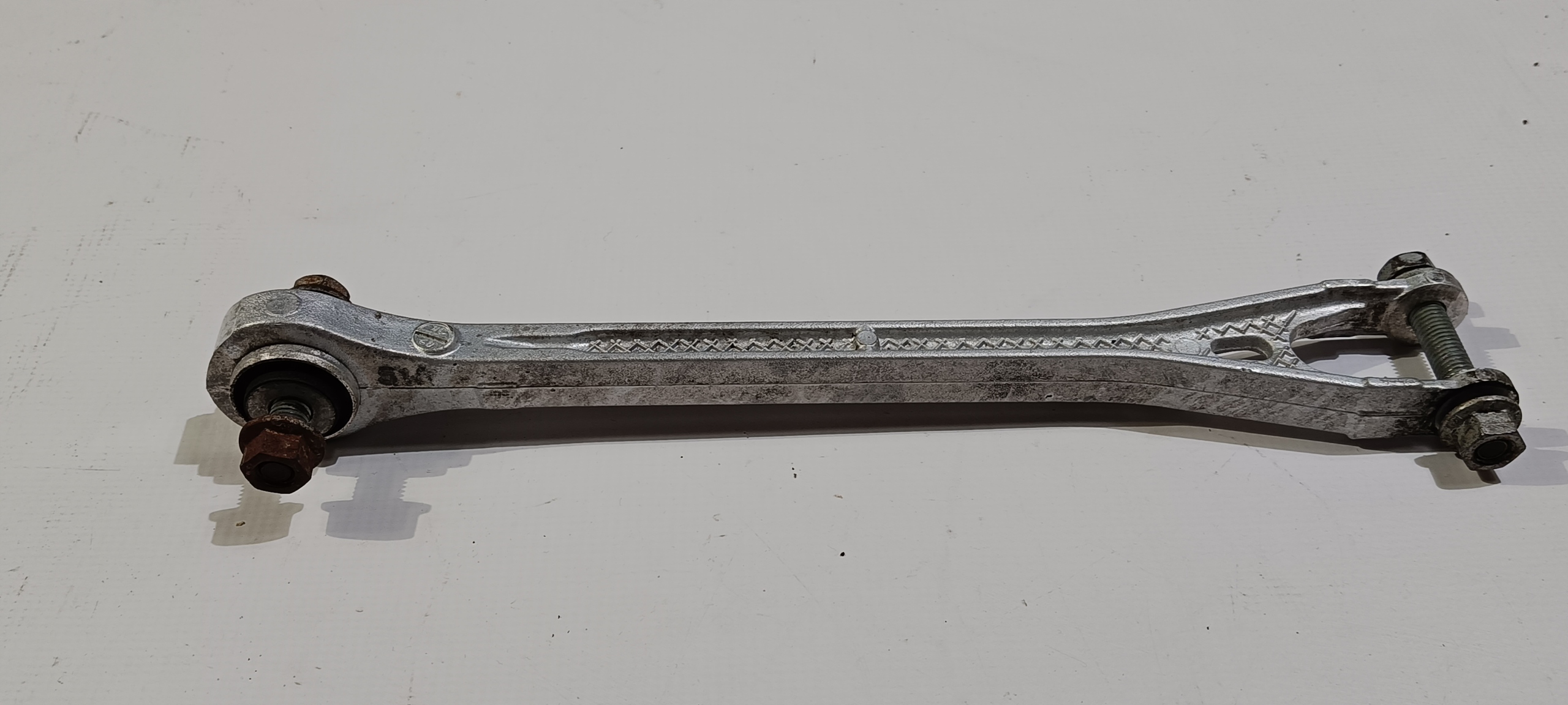 arm rear part rear right left Dodge Challenger Charger 2011-2023