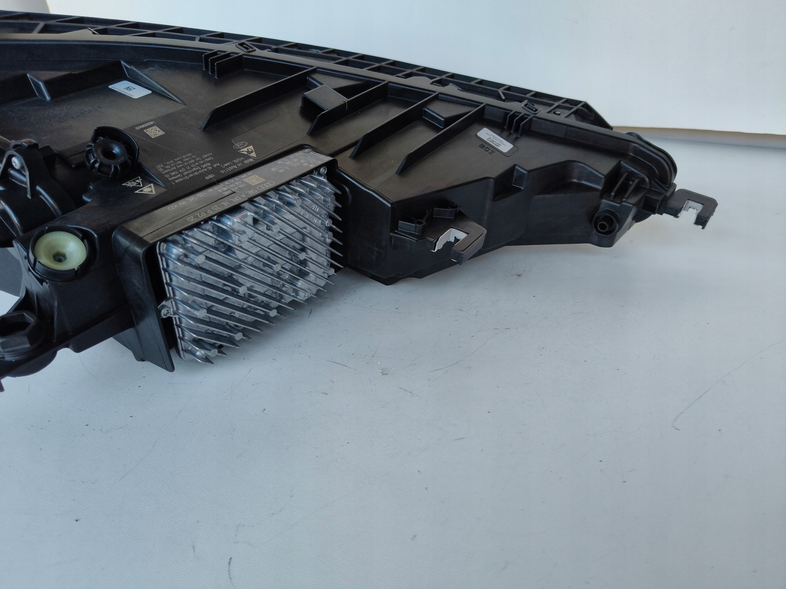 NOWA LAMPA LEWA REFLEKTOR AUDI E-TRON GT 4J3 LASER LED USA Wersja Europejska