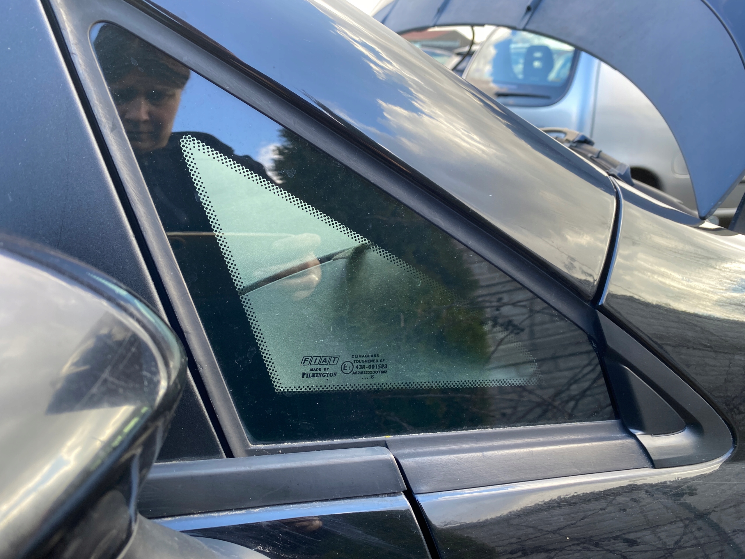 Fiat Grande Punto 05-12 window bodywork side front right
