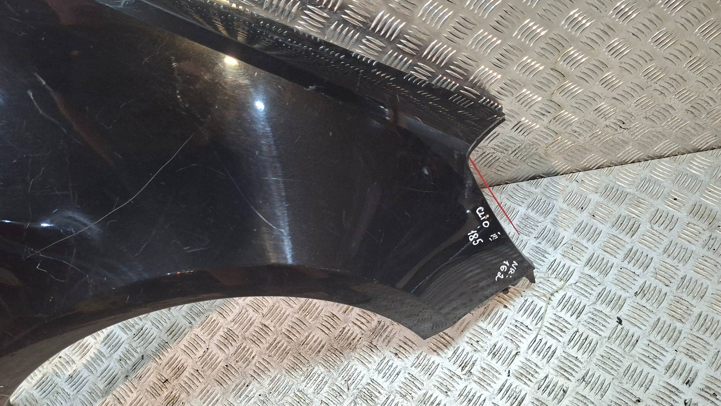 fender front right 185 8200256118 RENAULT CLIO III 2005-2012
