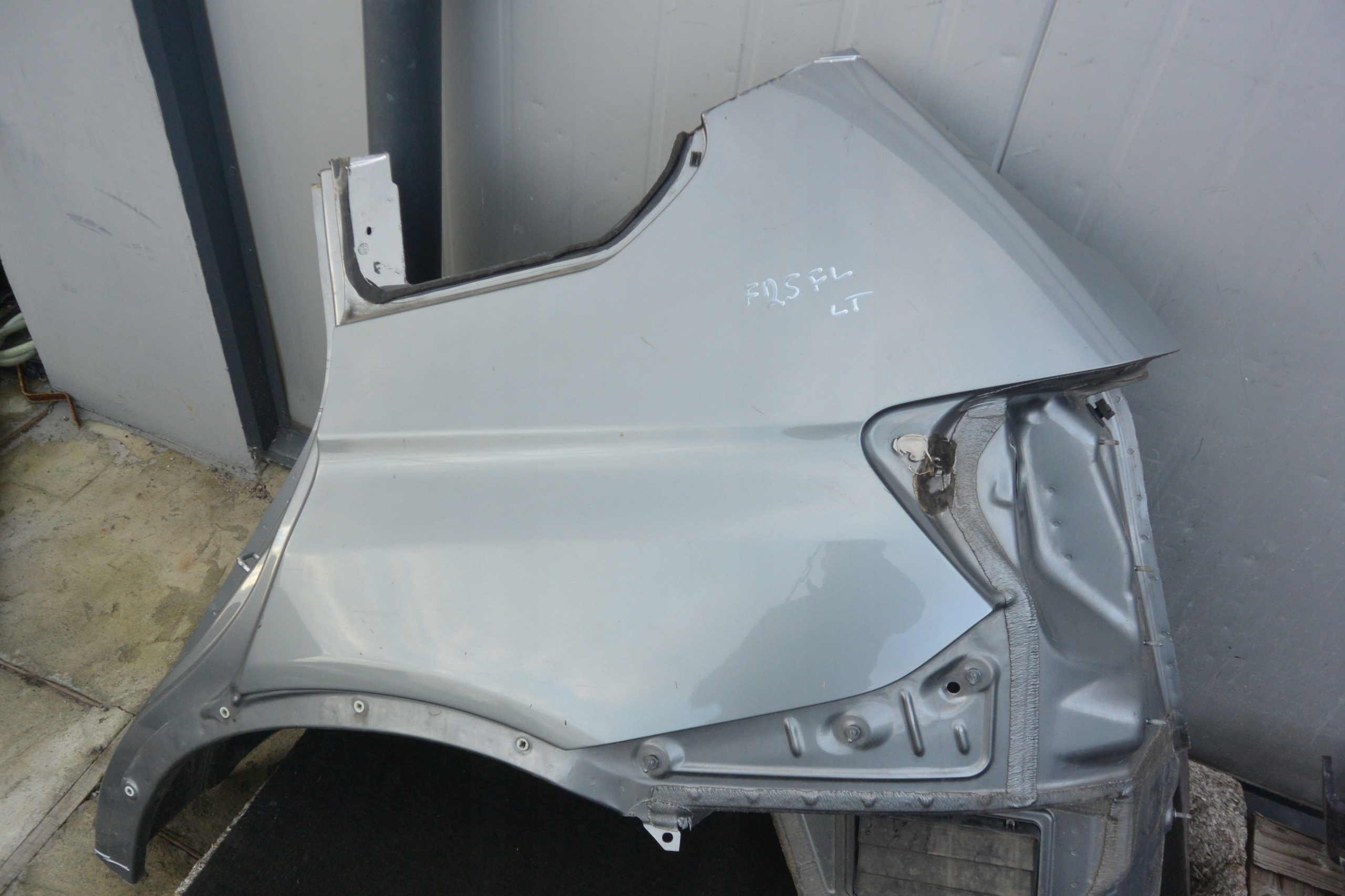 BMW X3 F25 PARAFANGO LONGHERONE SINISTRA POSTERIORE A52