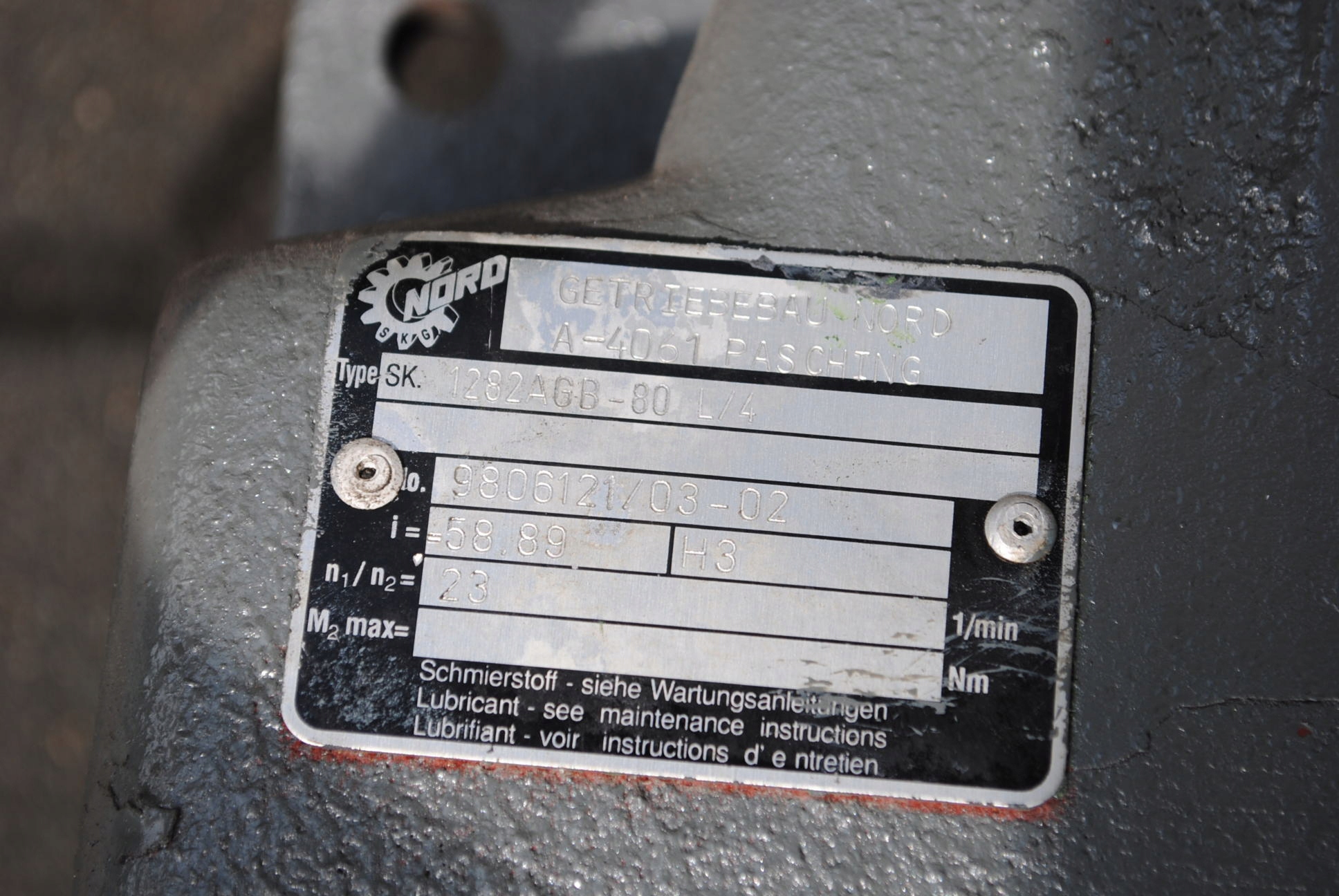 MOTOREDUKTOR 0.75kw. 23obr./min.. Firmy Nord Rodzaj motoreduktora walcowy