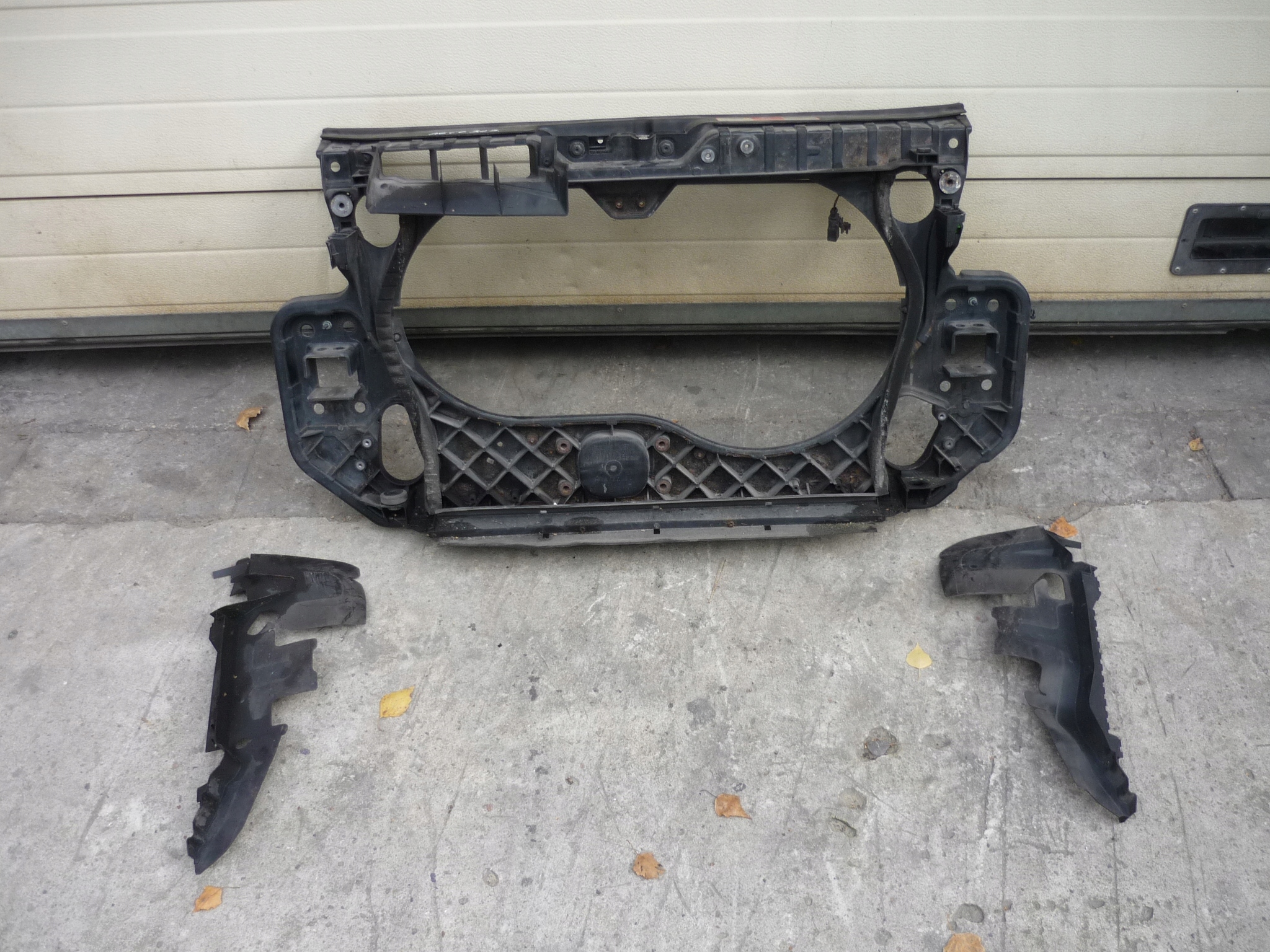 ПЕРЕДНЯЯ ПАНЕЛЬ ПЕРЕДНИЙ WZMOCNIENIE ВЕДУЩИЙ A6 C6f0805594g