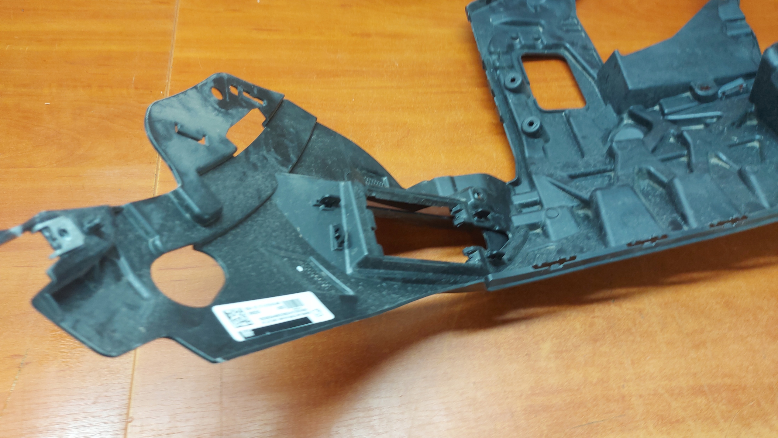 bumper bracket right front front BMW X5 G05 18