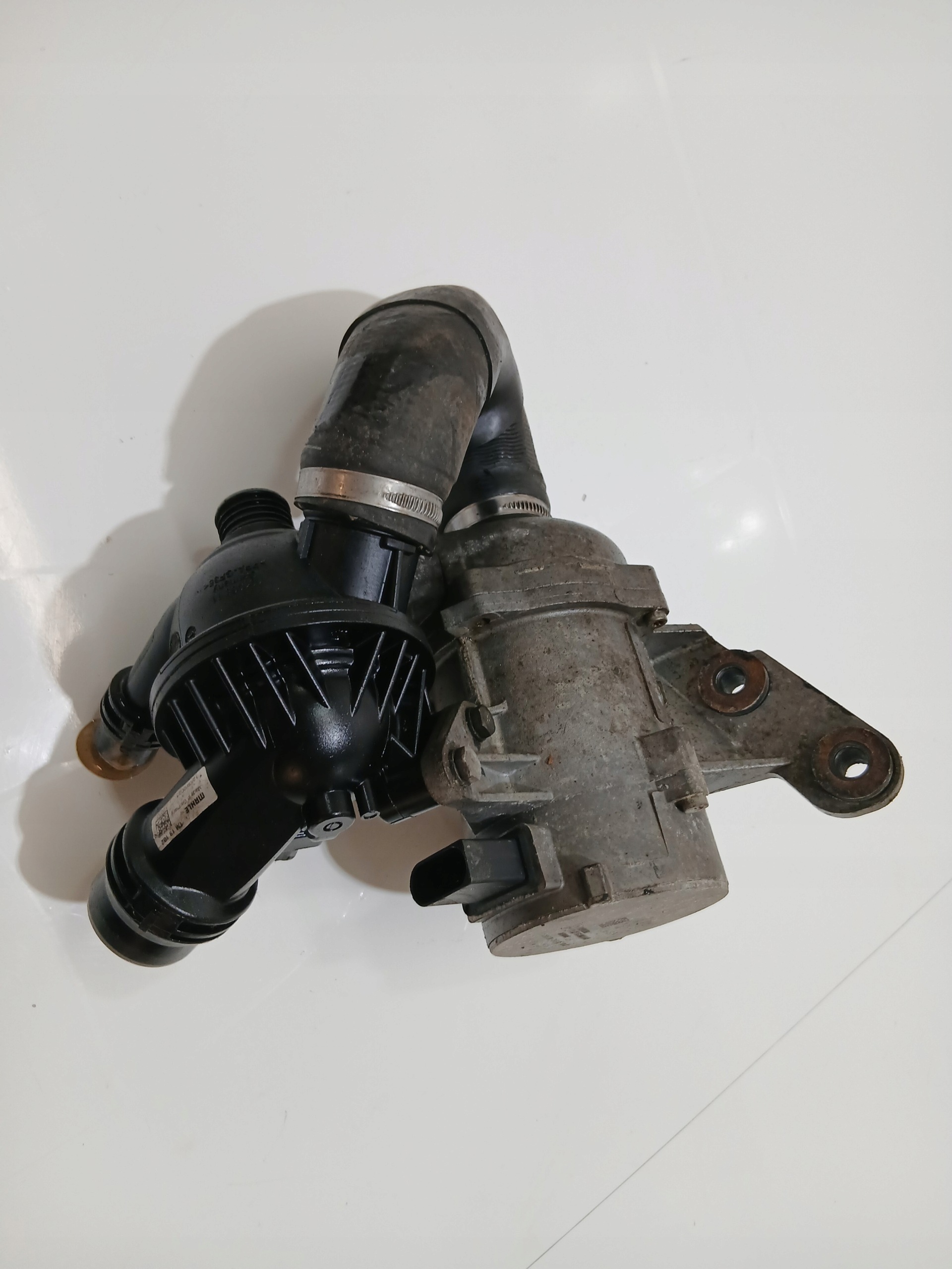 electrical water pump BMW E90 E91 N43B20A 2.0i 7586928 (0005009)