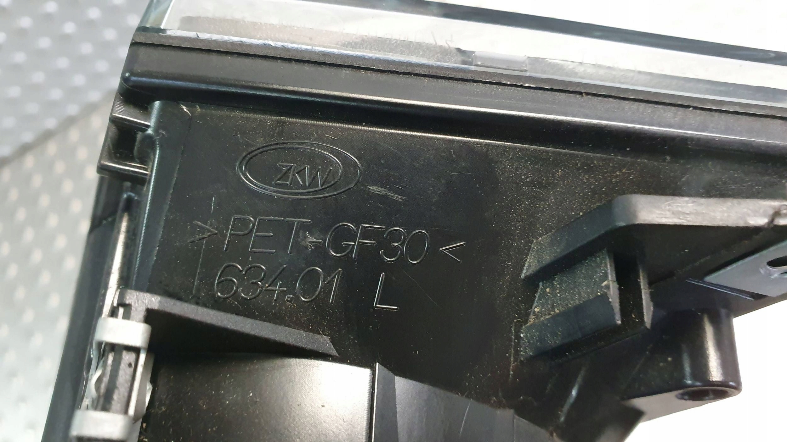 fog light left BMW 3 COUPE CABRIO E92 E93 06- 6937465