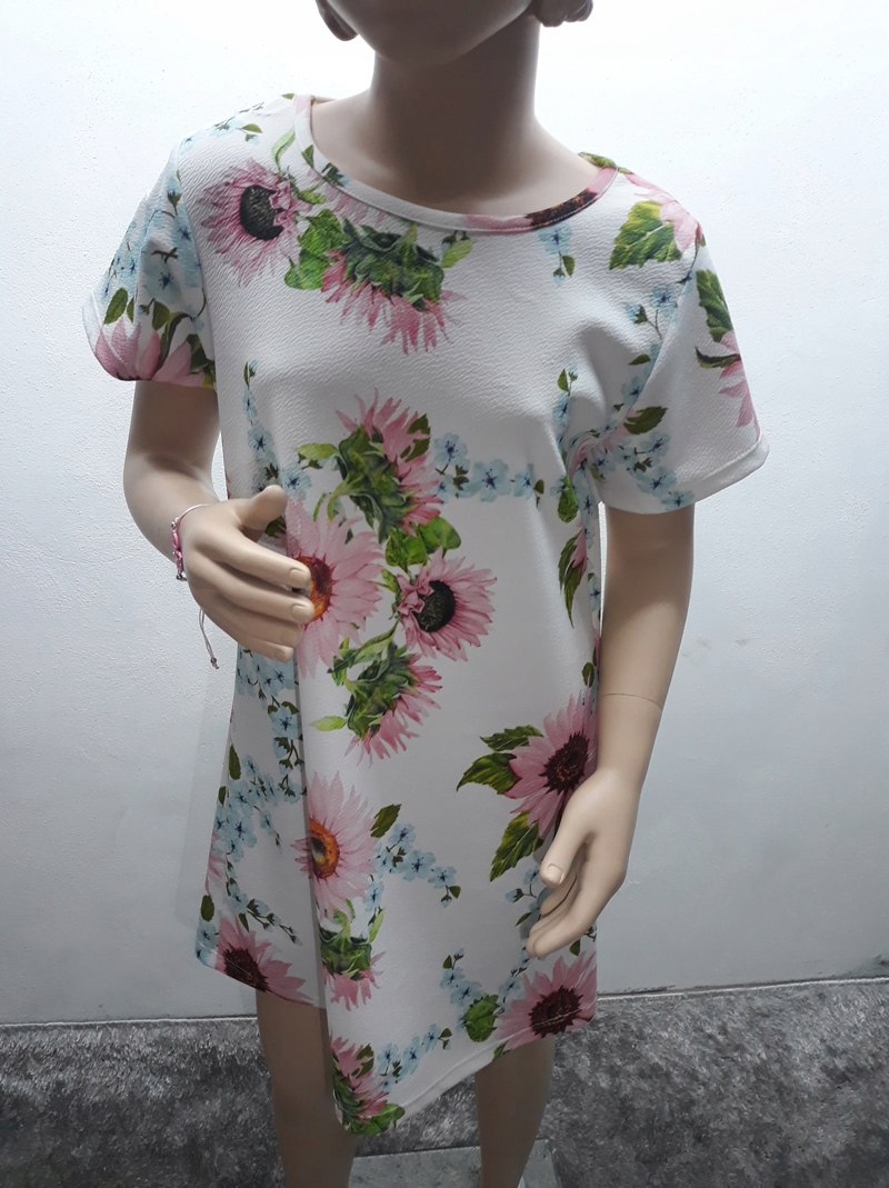 Śliczna tunika w kwiaty 5-6 lat Marka Inna marka