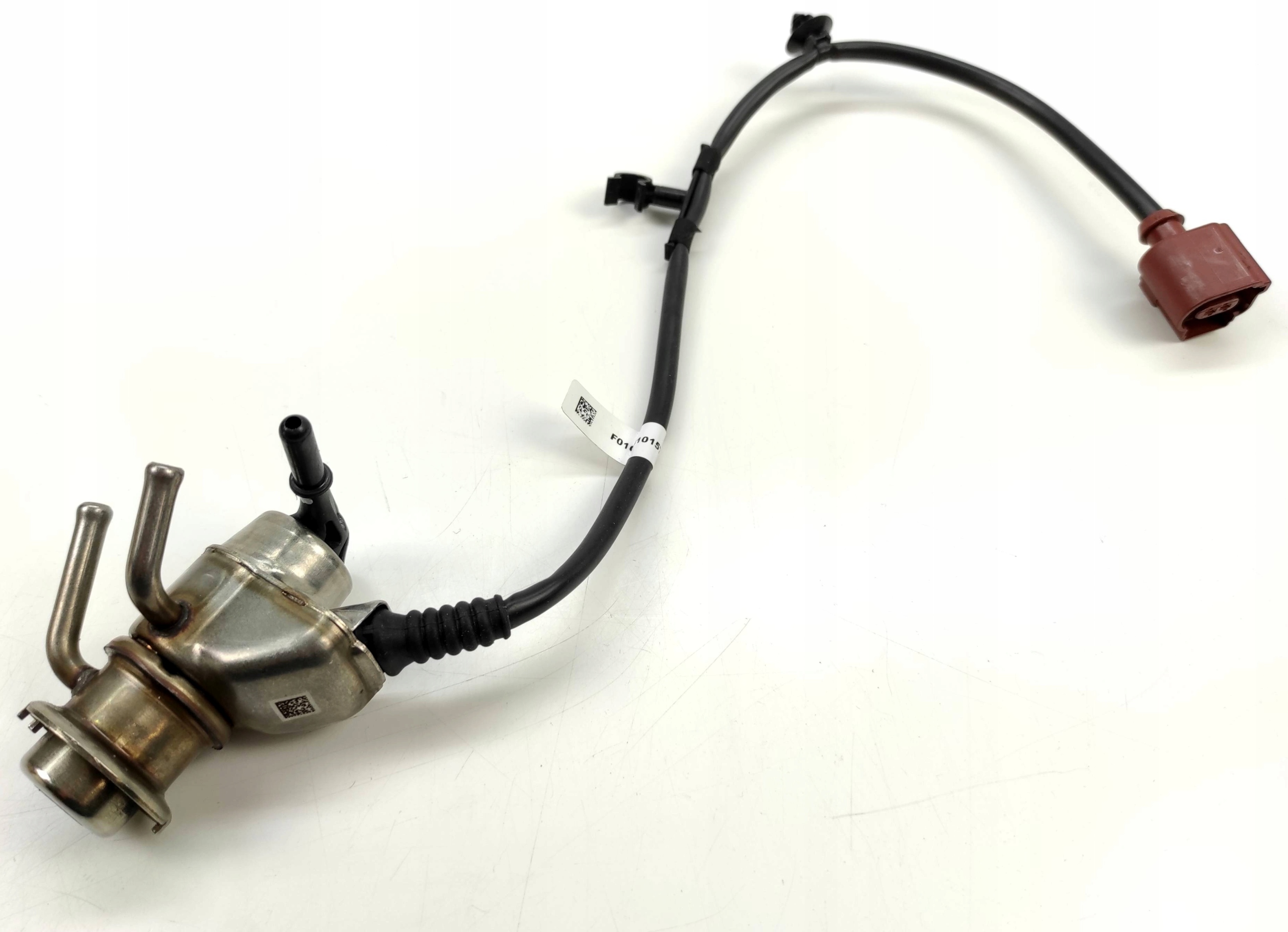 ОРИГІНАЛЬНИЙ ІНЖЕКТОР ADBLUE VW GOLF VII 04L131113P